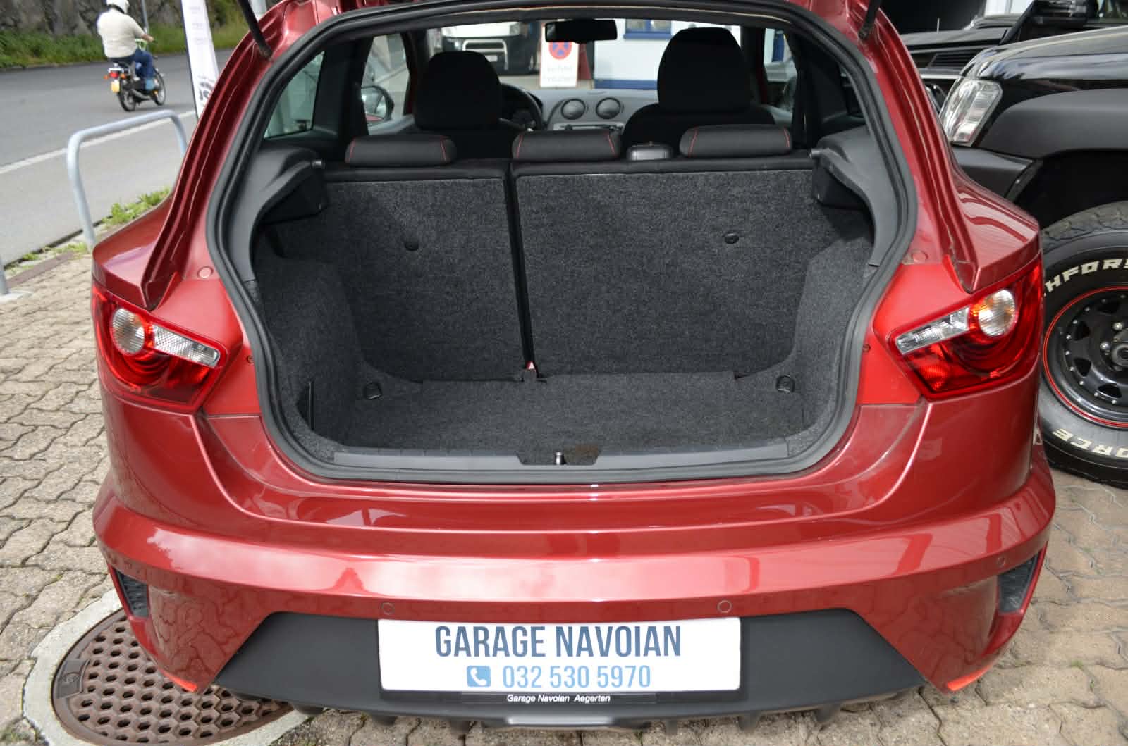 SEAT Ibiza SC 1.4 TSI Cupra DSG-image-8