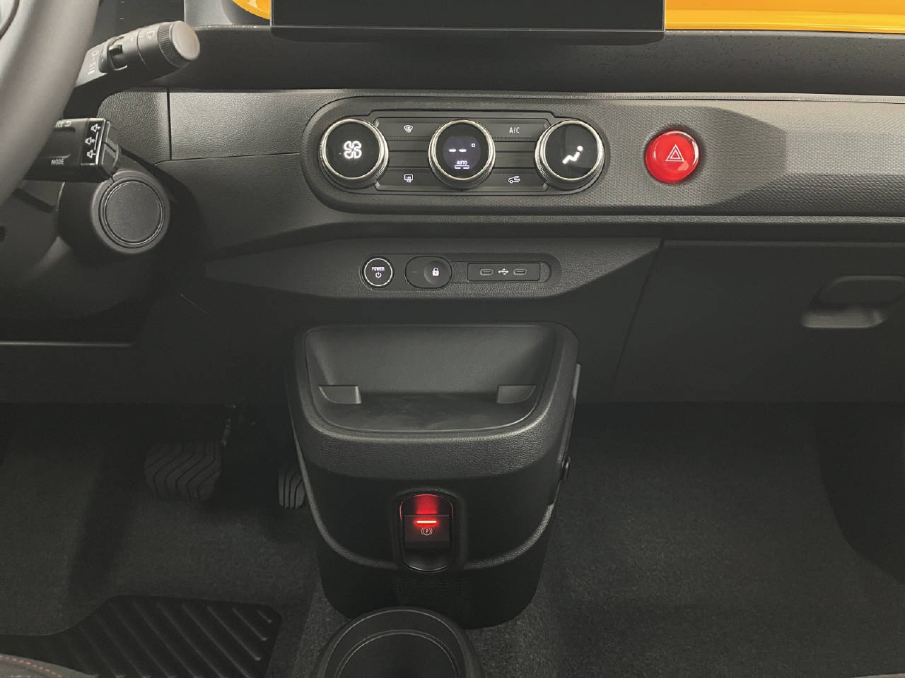 RENAULT Twingo E-Tech Urban Range techno-image-13