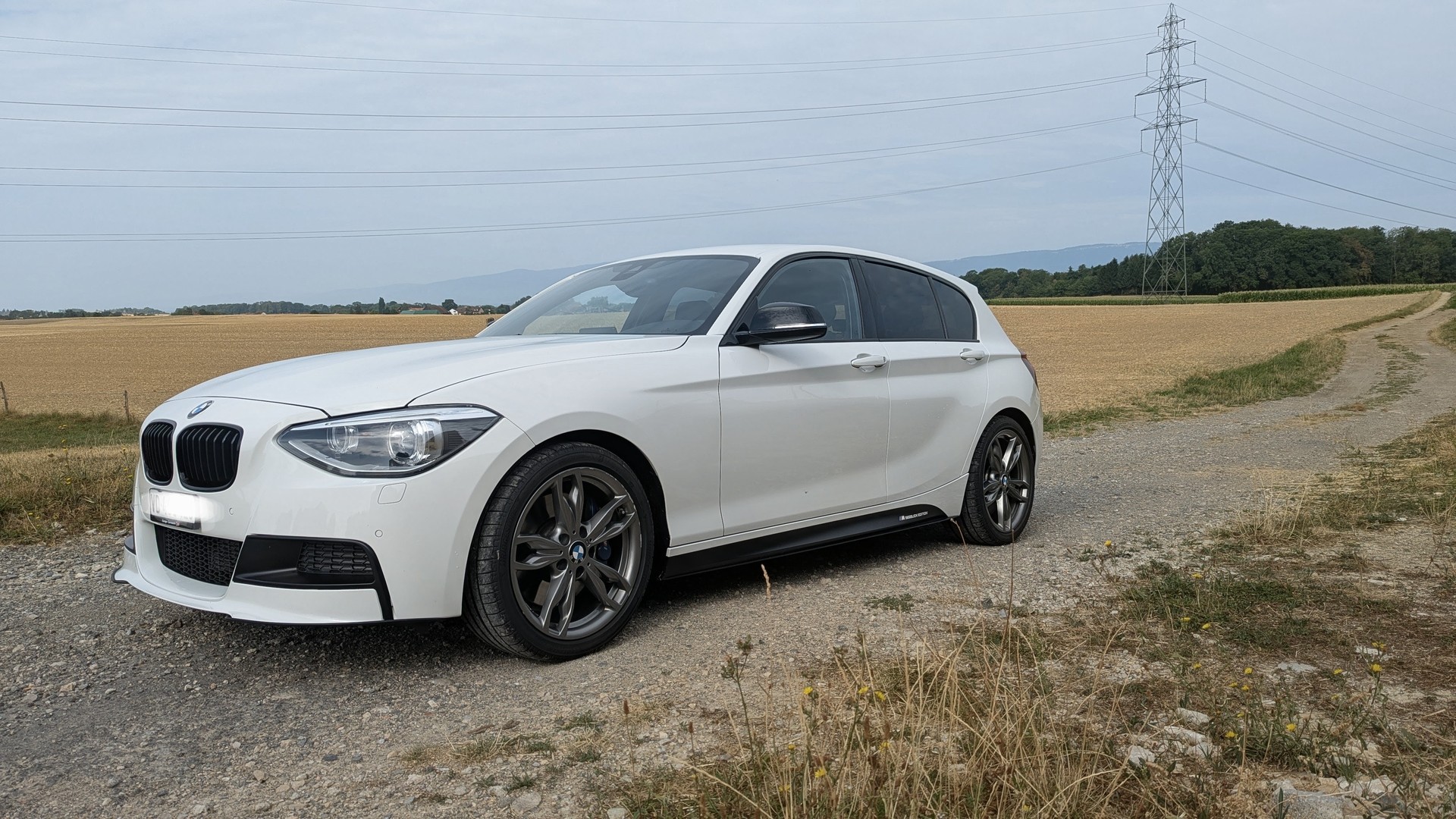 BMW M135i xDrive-image-1