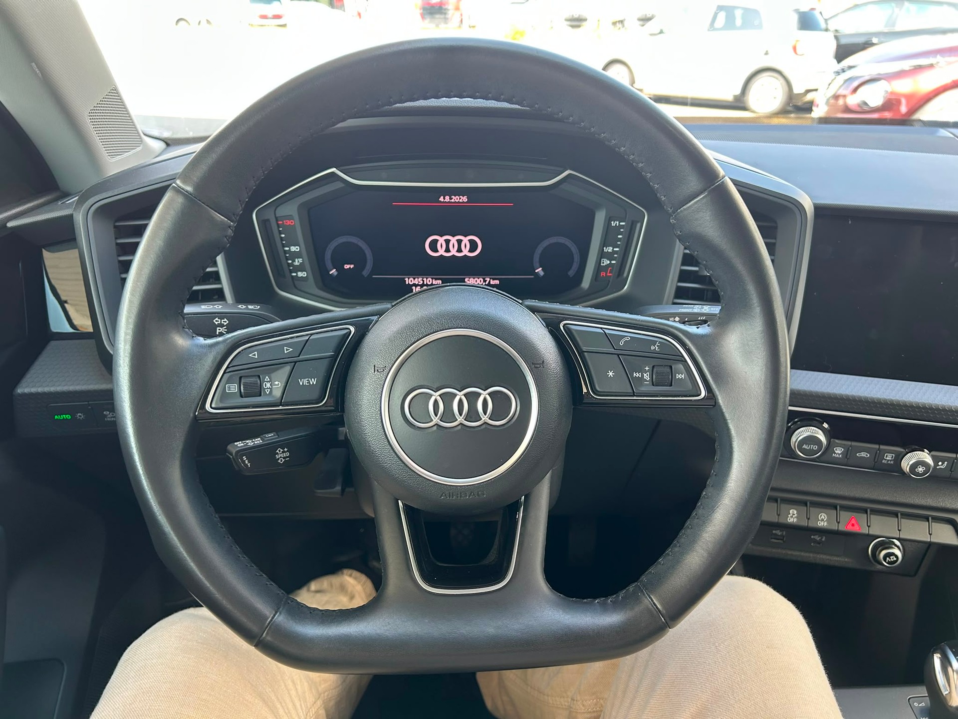 AUDI A1 Sportback 35 TFSI advanced S-tronic-image-9