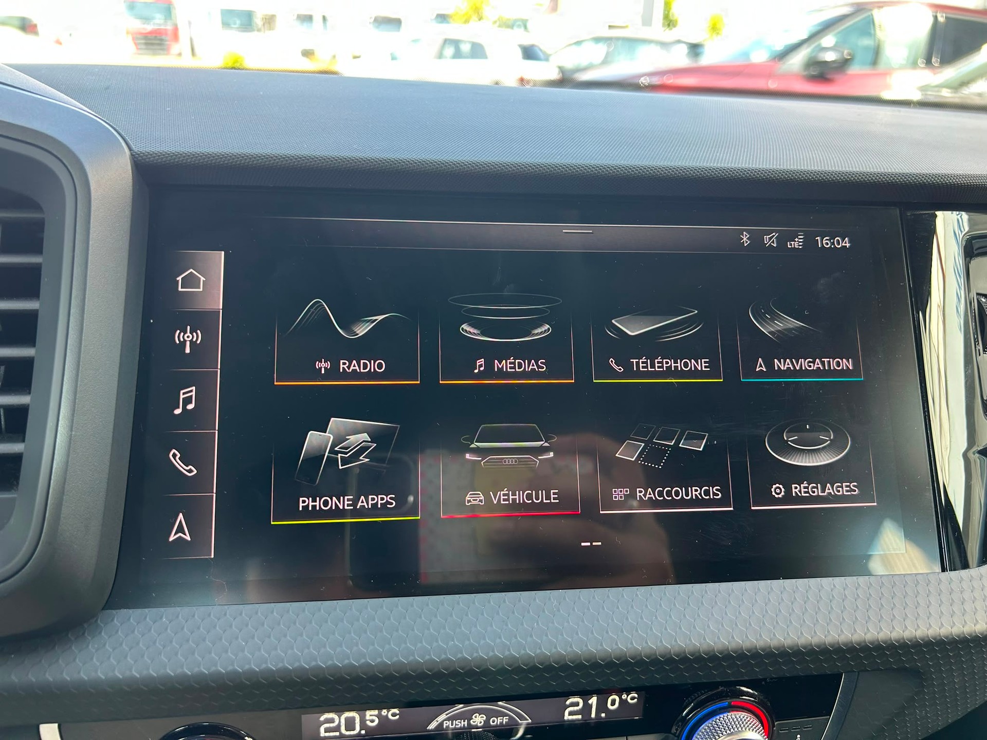 AUDI A1 Sportback 35 TFSI advanced S-tronic-image-15