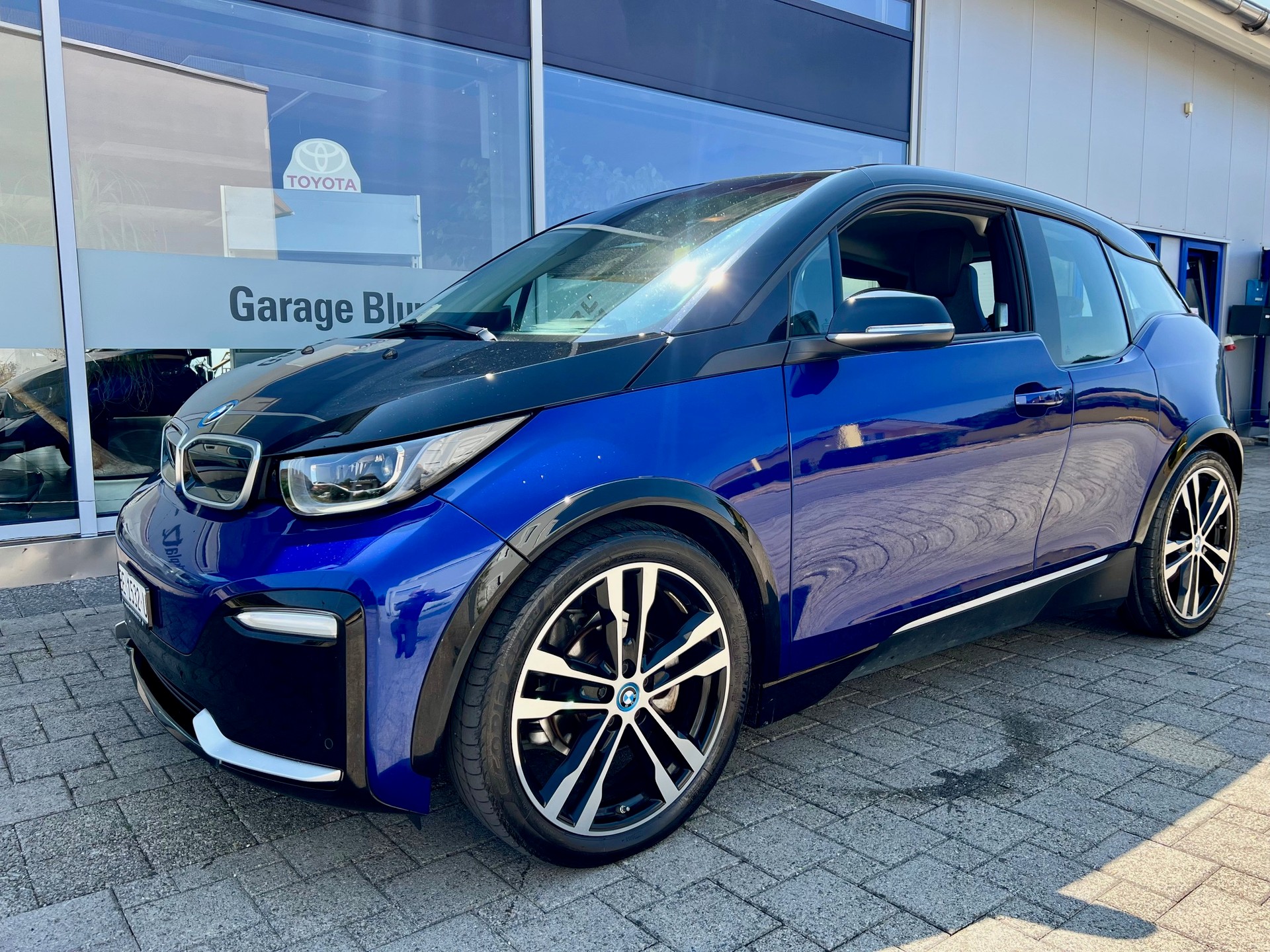 BMW i3s (120Ah)-image-0