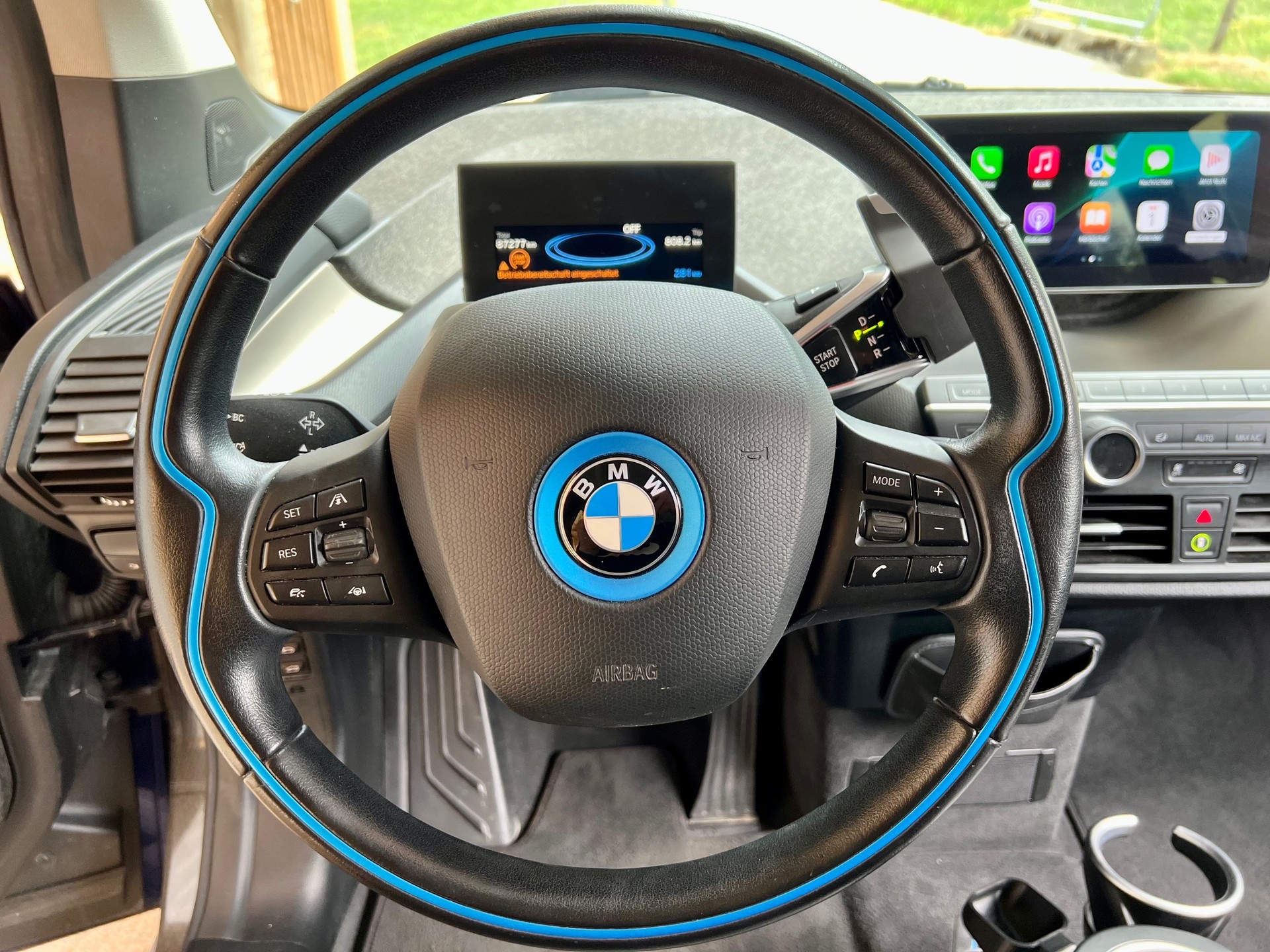 BMW i3s (120Ah)-image-9