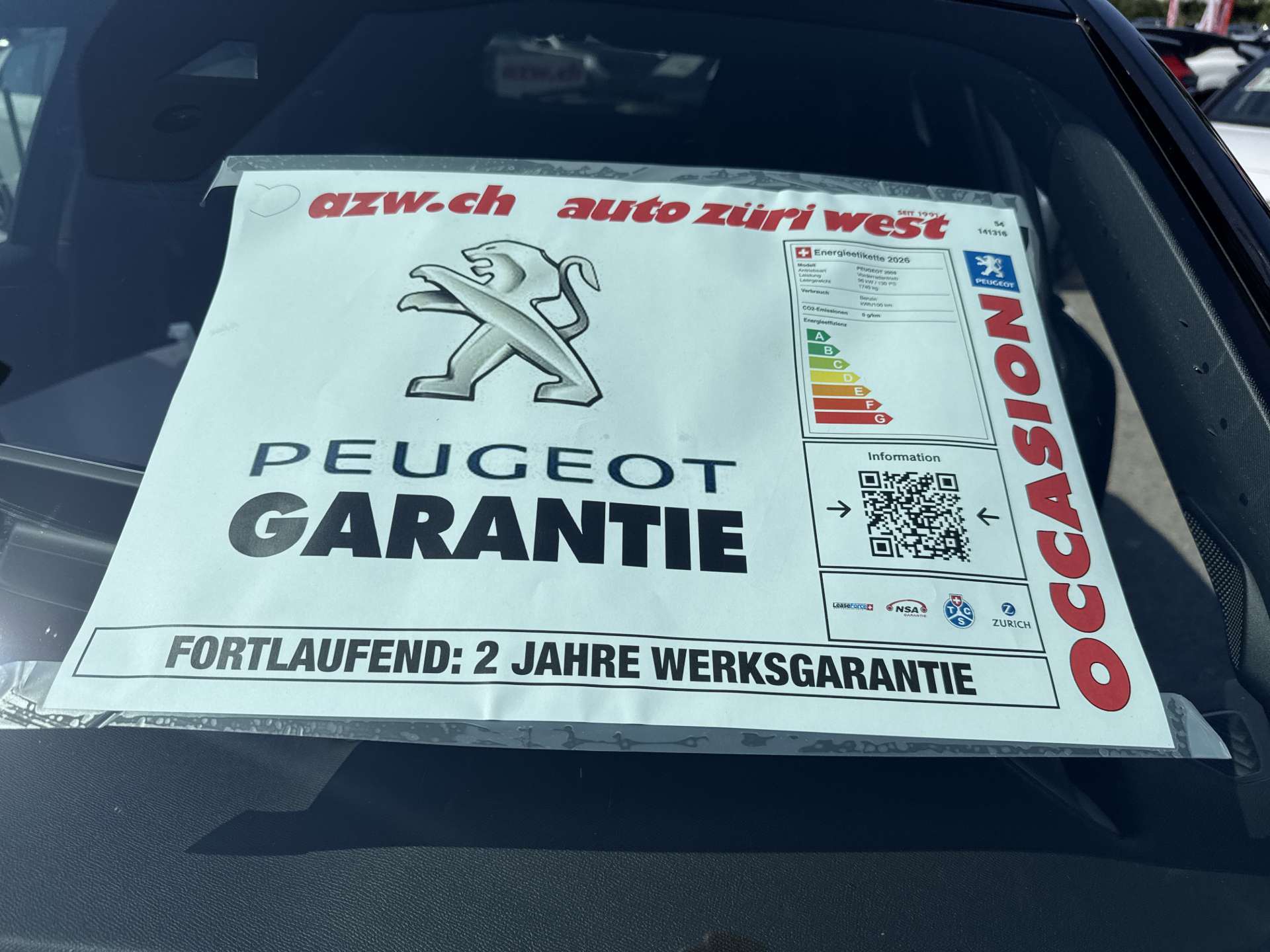 PEUGEOT 2008 1.2 PureTech GT Automat-image-3