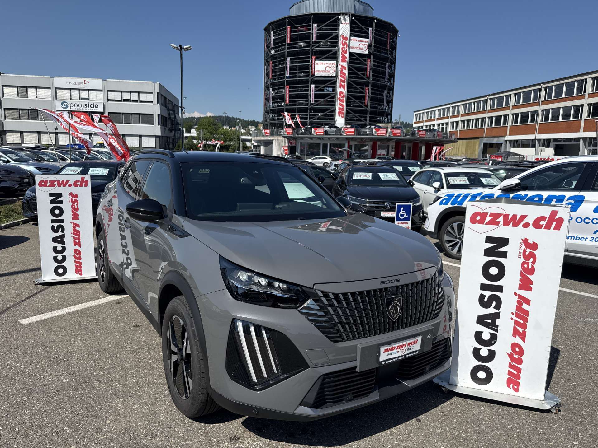 PEUGEOT 2008 1.2 PureTech GT Automat-image-0