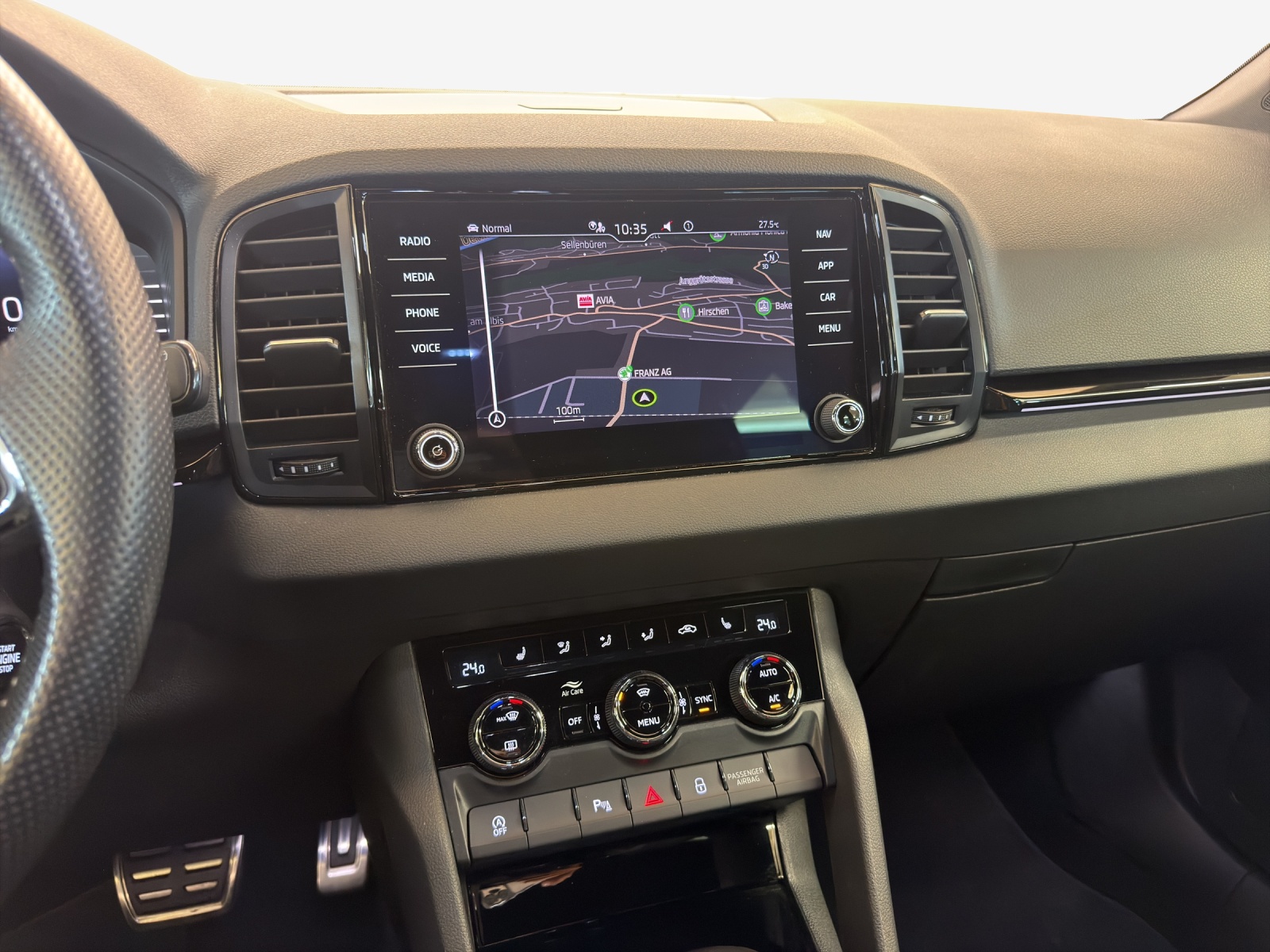 SKODA Karoq 2.0 TSI SportLine 4x4 DSG-image-10