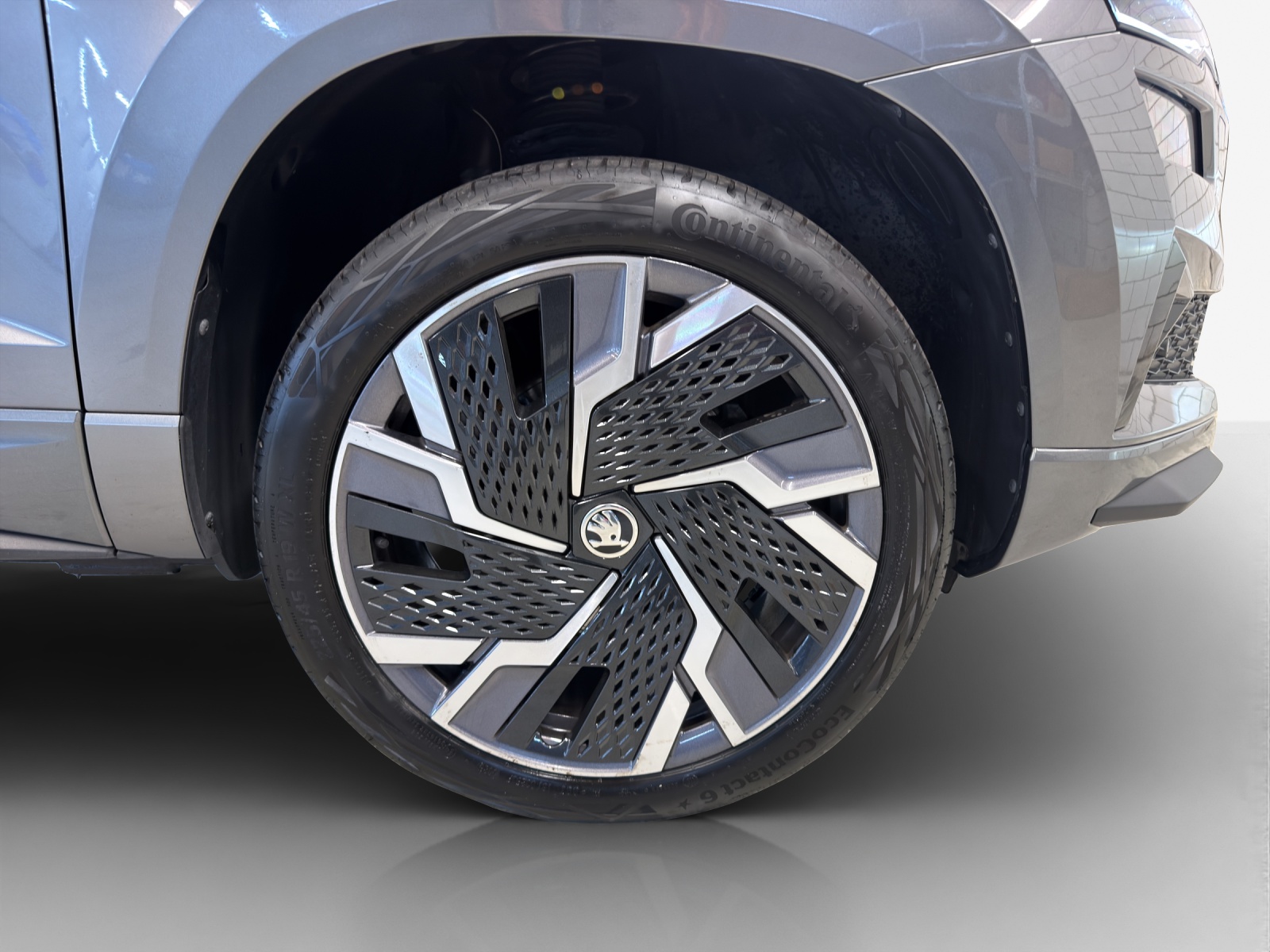 SKODA Karoq 2.0 TSI SportLine 4x4 DSG-image-14
