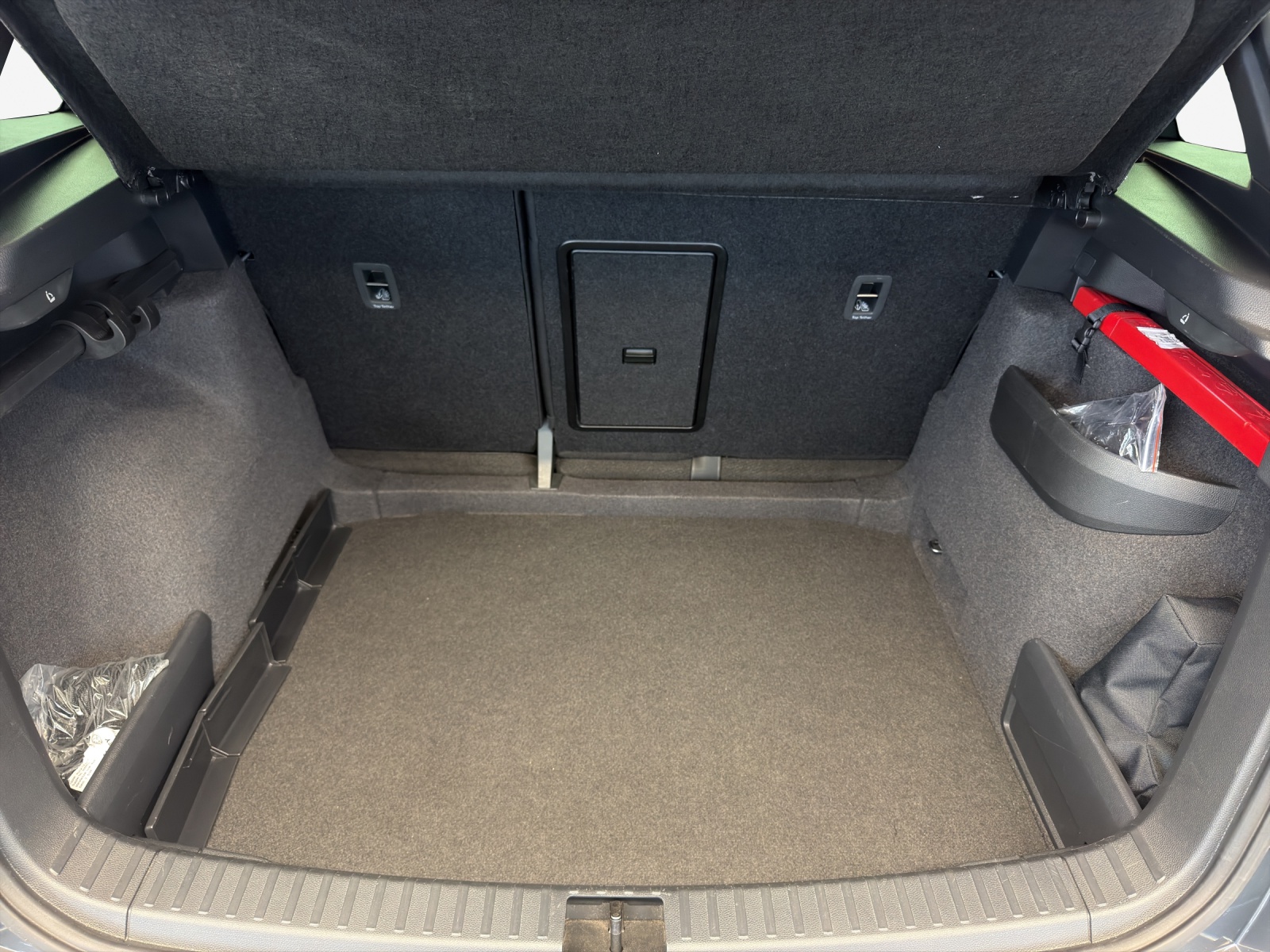 SKODA Karoq 2.0 TSI SportLine 4x4 DSG-image-12