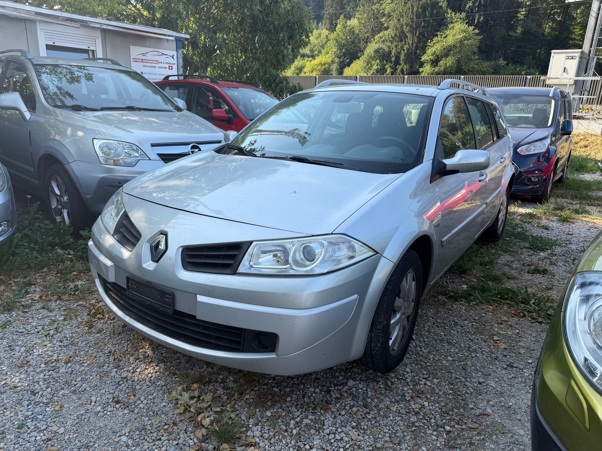 RENAULT Mégane Break 2.0 16V Dynamique-ab Mfk-image-0