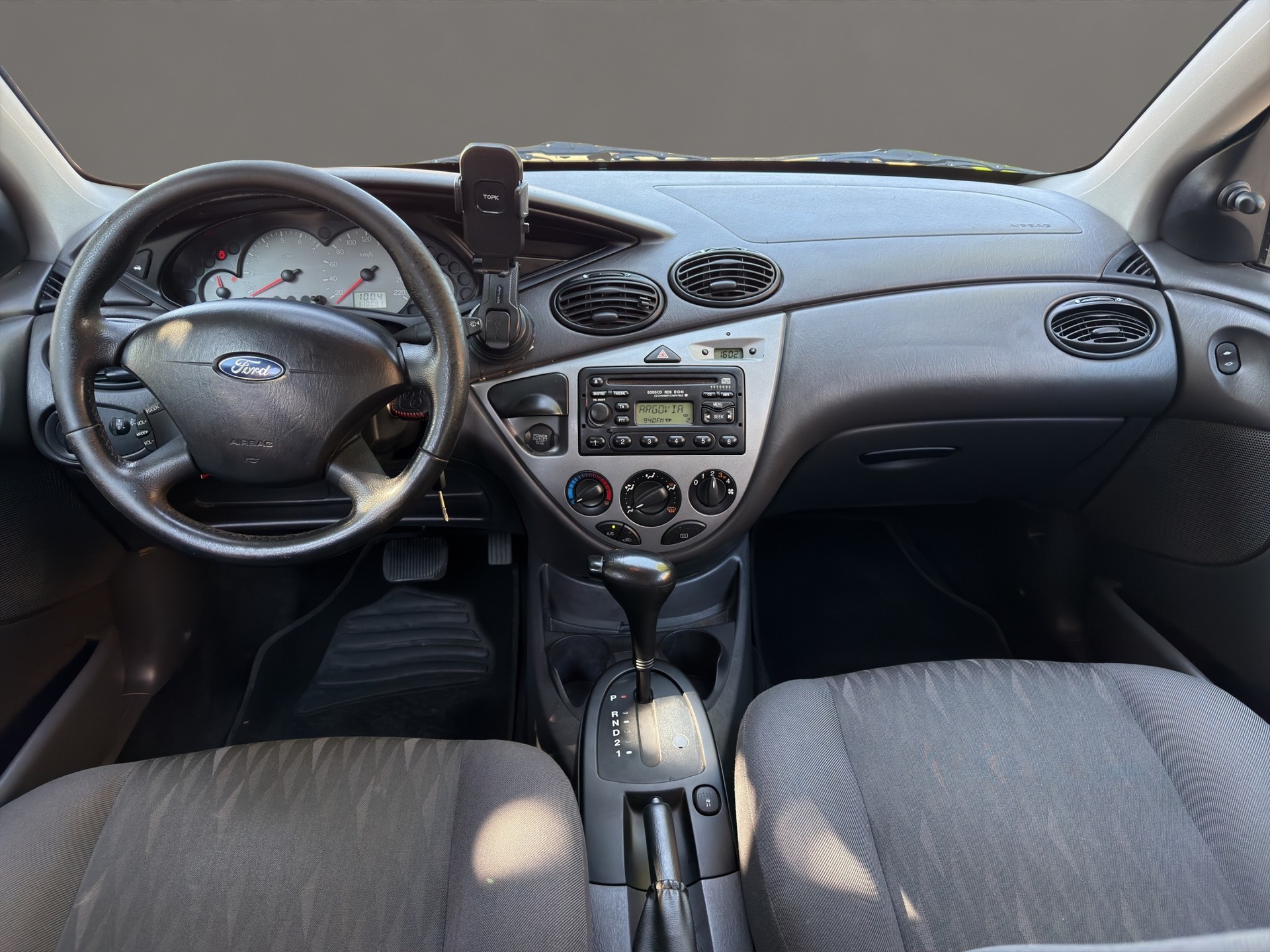 FORD Focus 2.0i 16V Carving-image-9