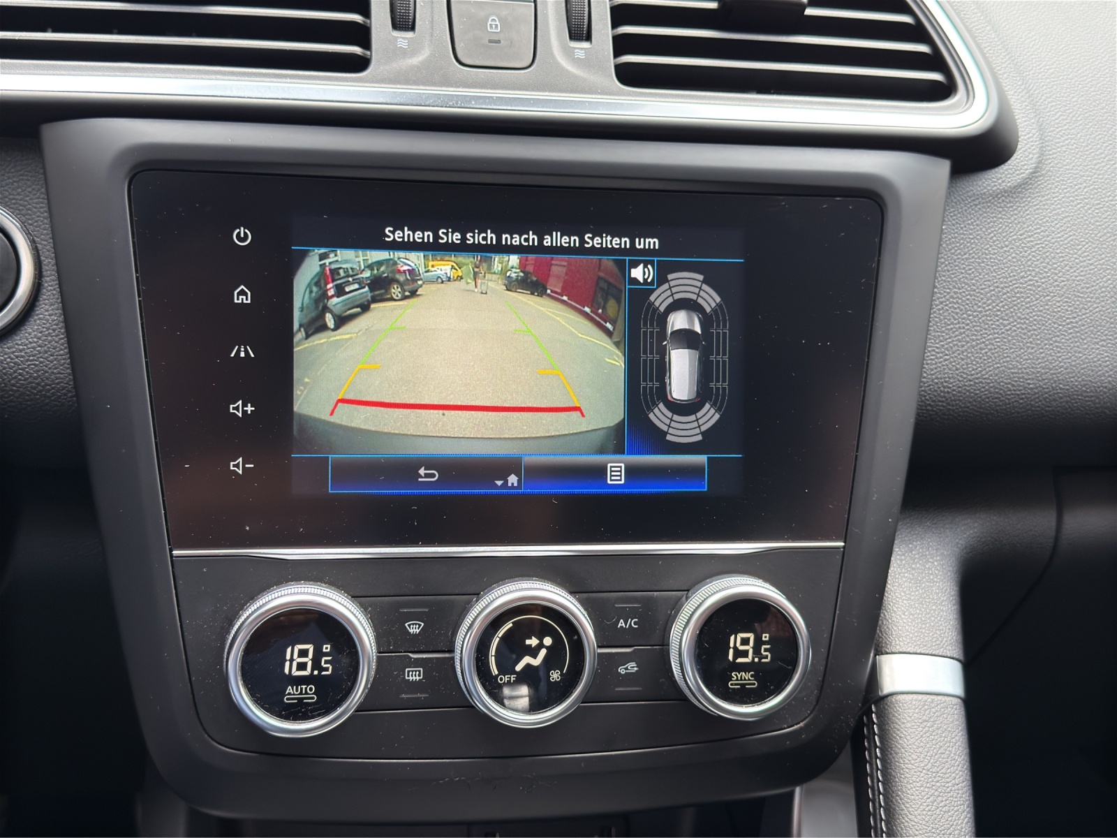 RENAULT Kadjar 1.3 16V Turbo Intens EDC-image-9