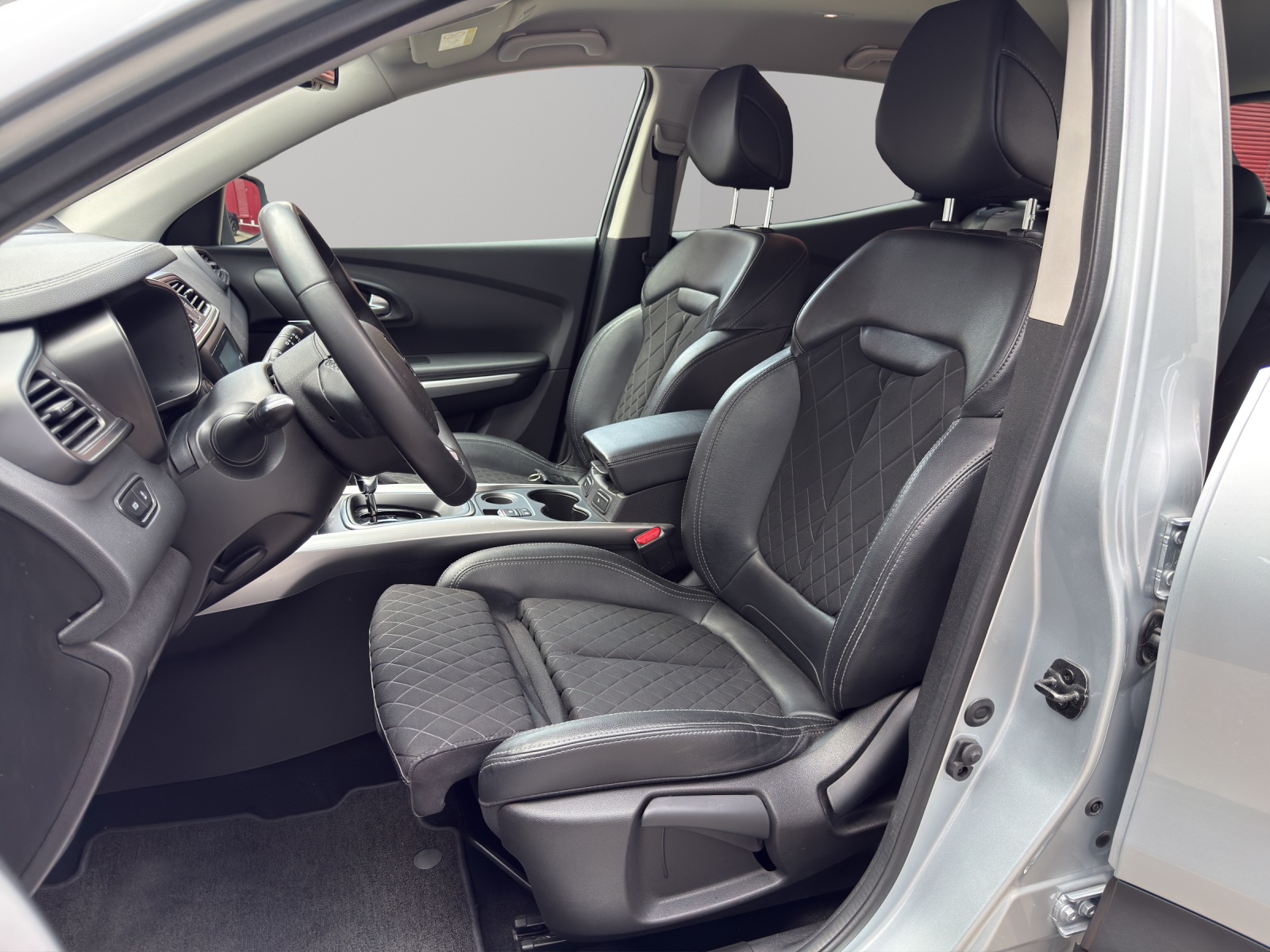 RENAULT Kadjar 1.3 16V Turbo Intens EDC-image-3