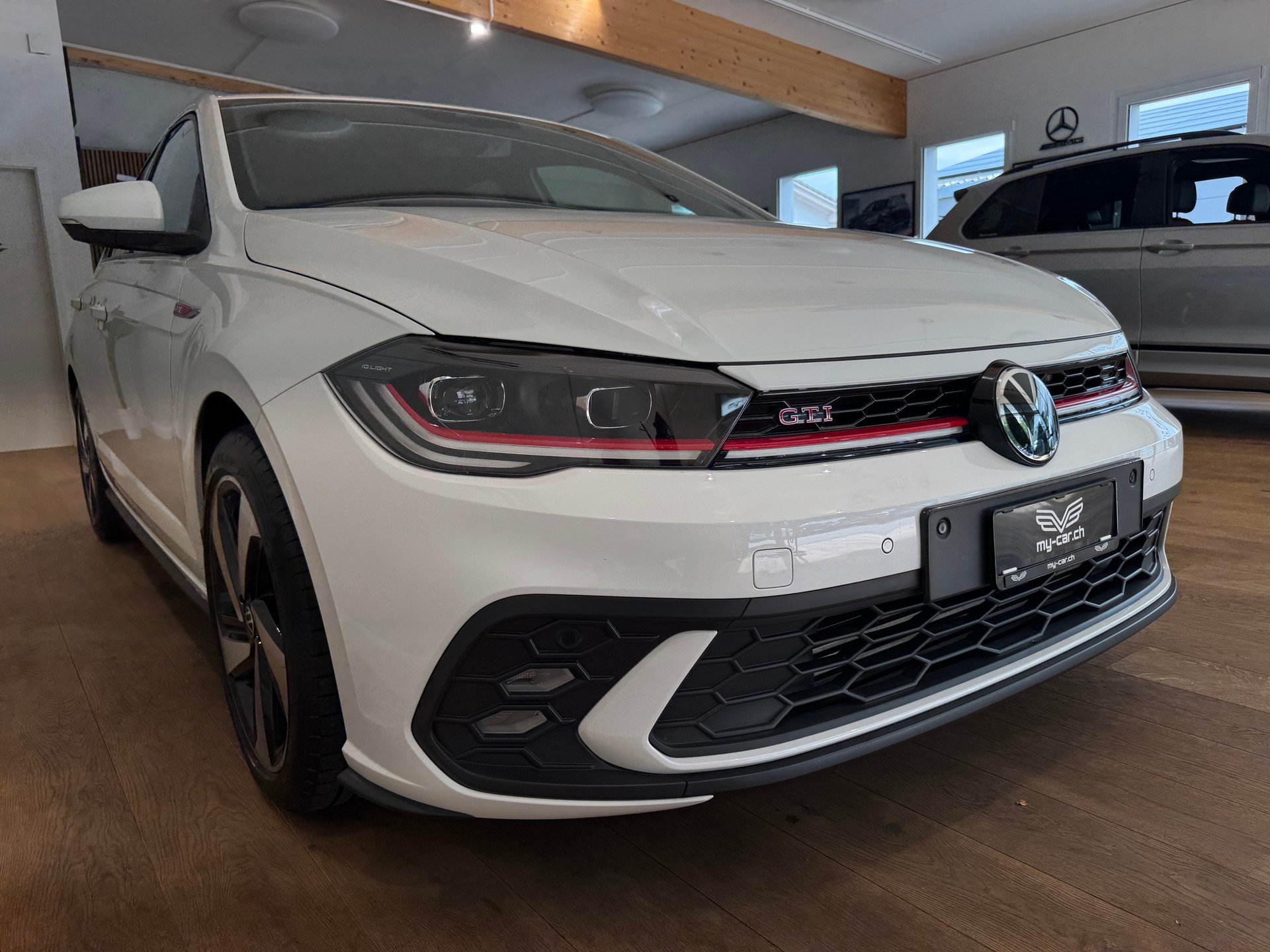 VW Polo 2.0 TSI GTI DSG || CH-FZG || TRAVEL ASSIST || RÜCKFAHRKAMERA || APPLE CARPLAY-image-1