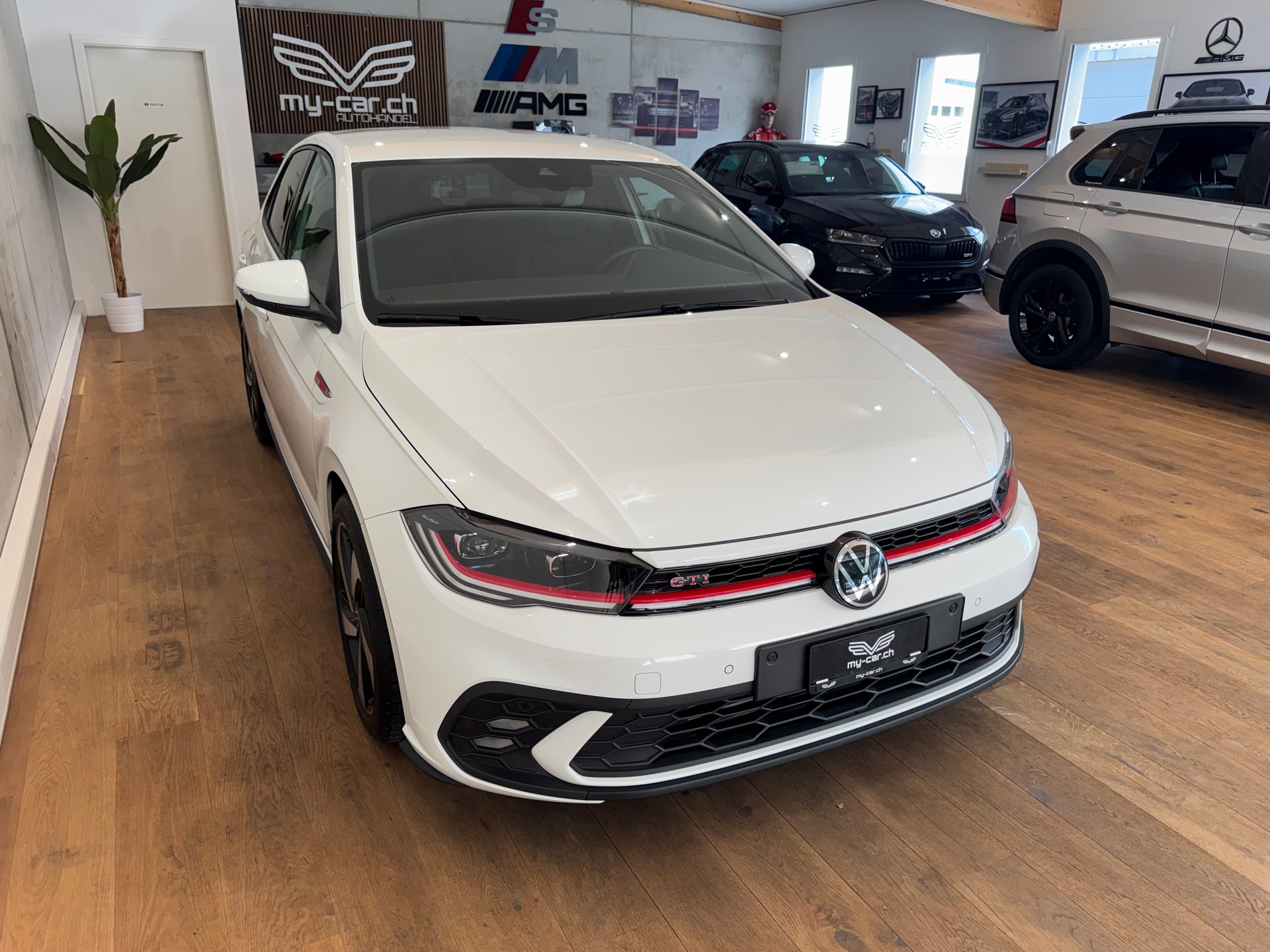 VW Polo 2.0 TSI GTI DSG || CH-FZG || TRAVEL ASSIST || RÜCKFAHRKAMERA || APPLE CARPLAY-image-14
