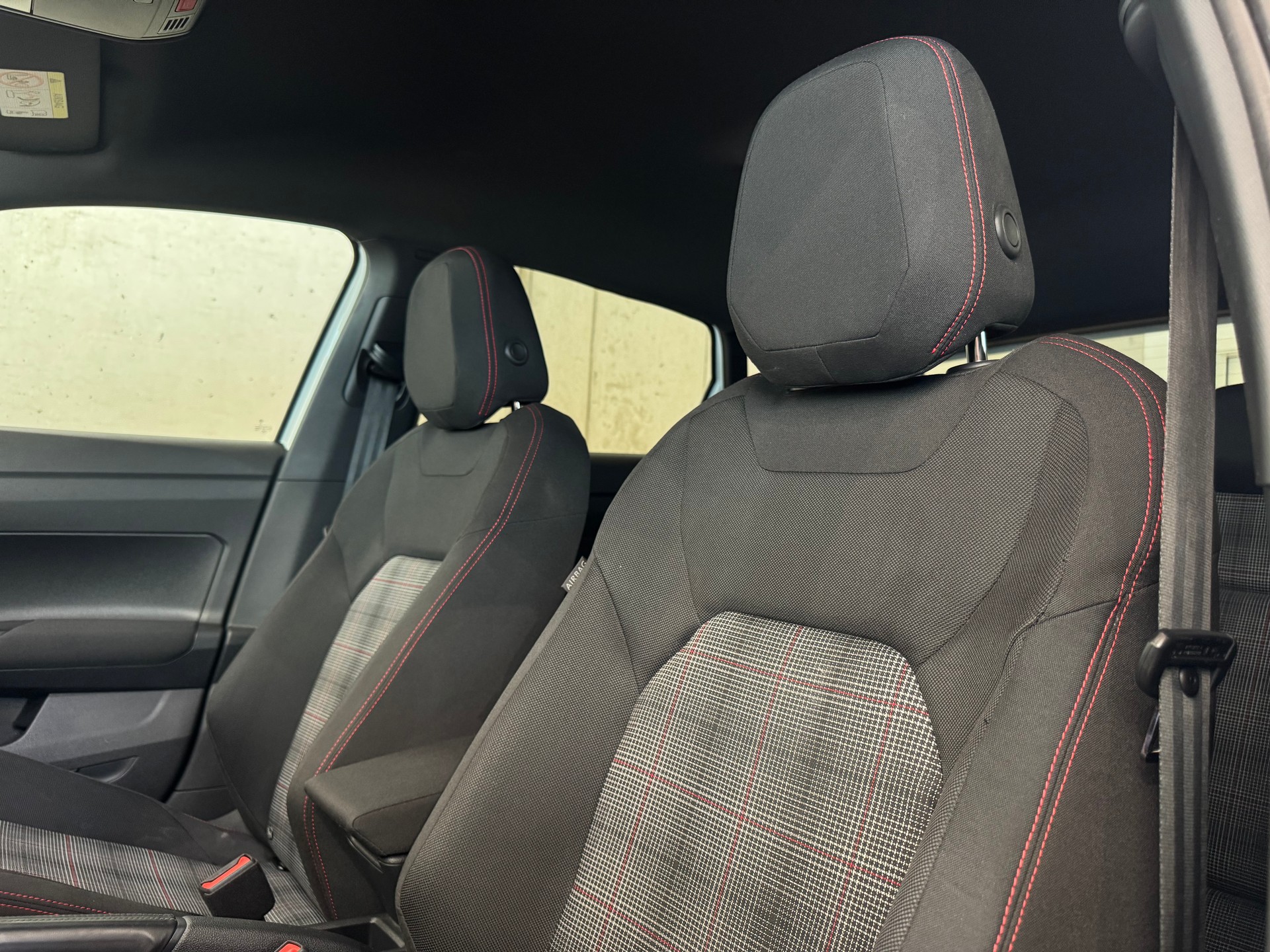 VW Polo 2.0 TSI GTI DSG || CH-FZG || TRAVEL ASSIST || RÜCKFAHRKAMERA || APPLE CARPLAY-image-19