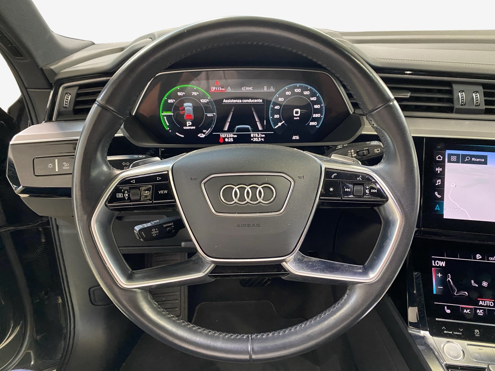 AUDI e-tron 55 Advanced quattro-image-9
