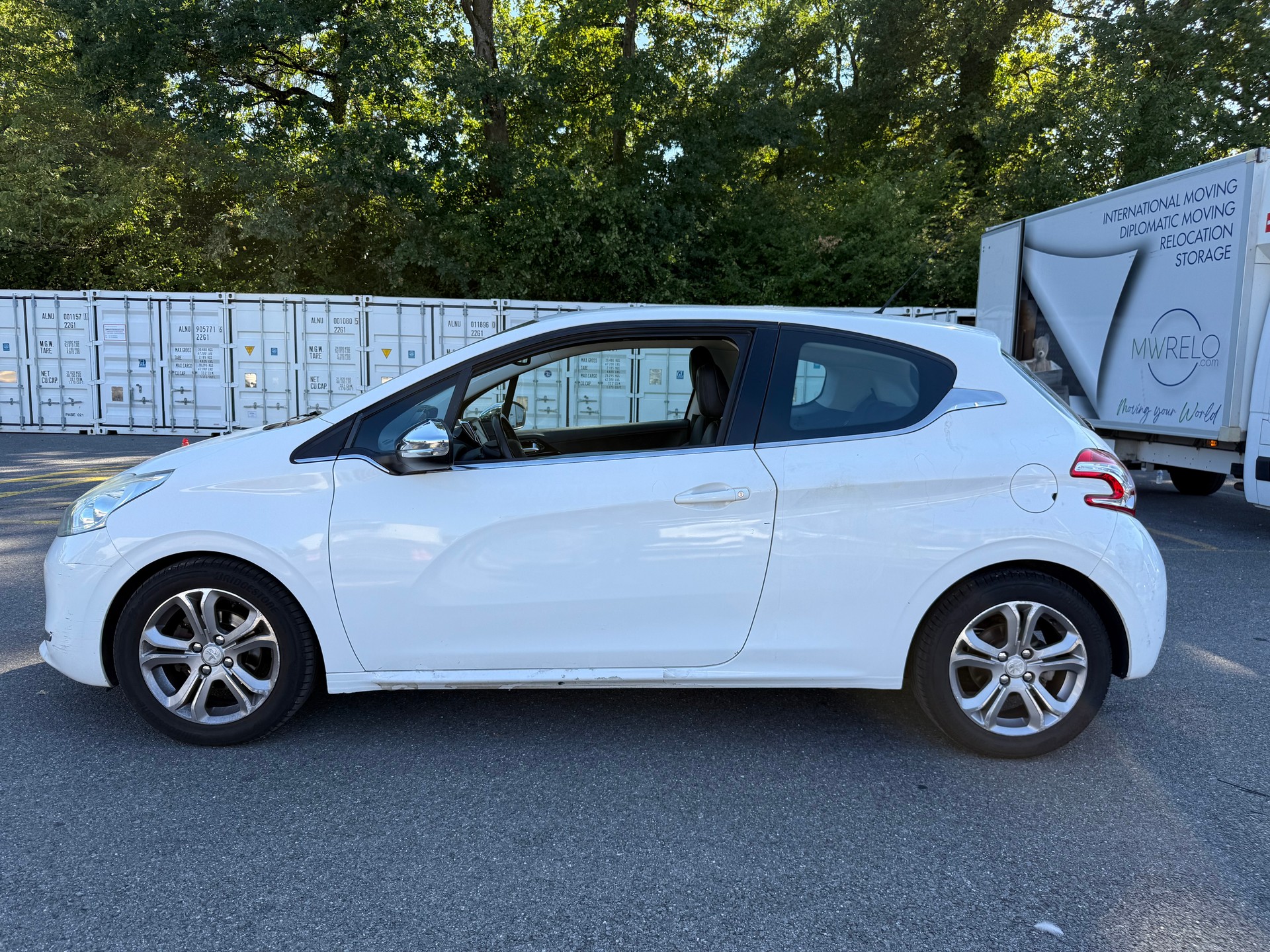 PEUGEOT 208 1.6 VTI Allure-image-1
