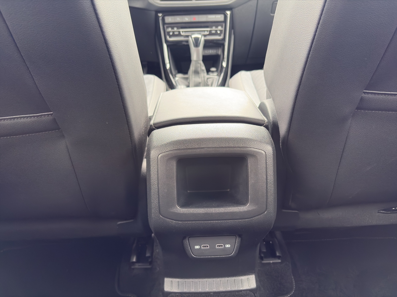 VW T-Cross 1.5 TSI EVO ACT R-Line DSG-image-15