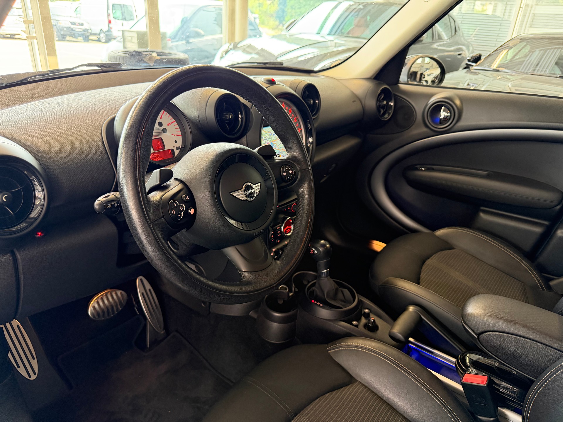 MINI Countryman Cooper SD ALL4 Steptronic Snowhill | CH Fahrzeug | Chili | Wired | Xenon | NAVI | -image-13