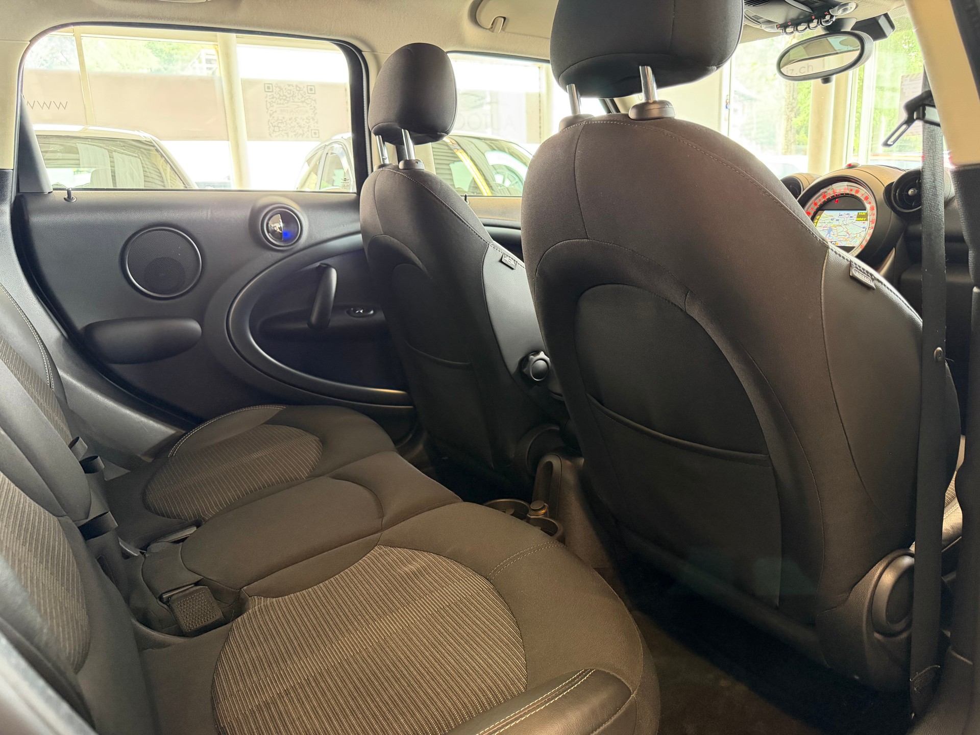 MINI Countryman Cooper SD ALL4 Steptronic Snowhill | CH Fahrzeug | Chili | Wired | Xenon | NAVI | -image-25
