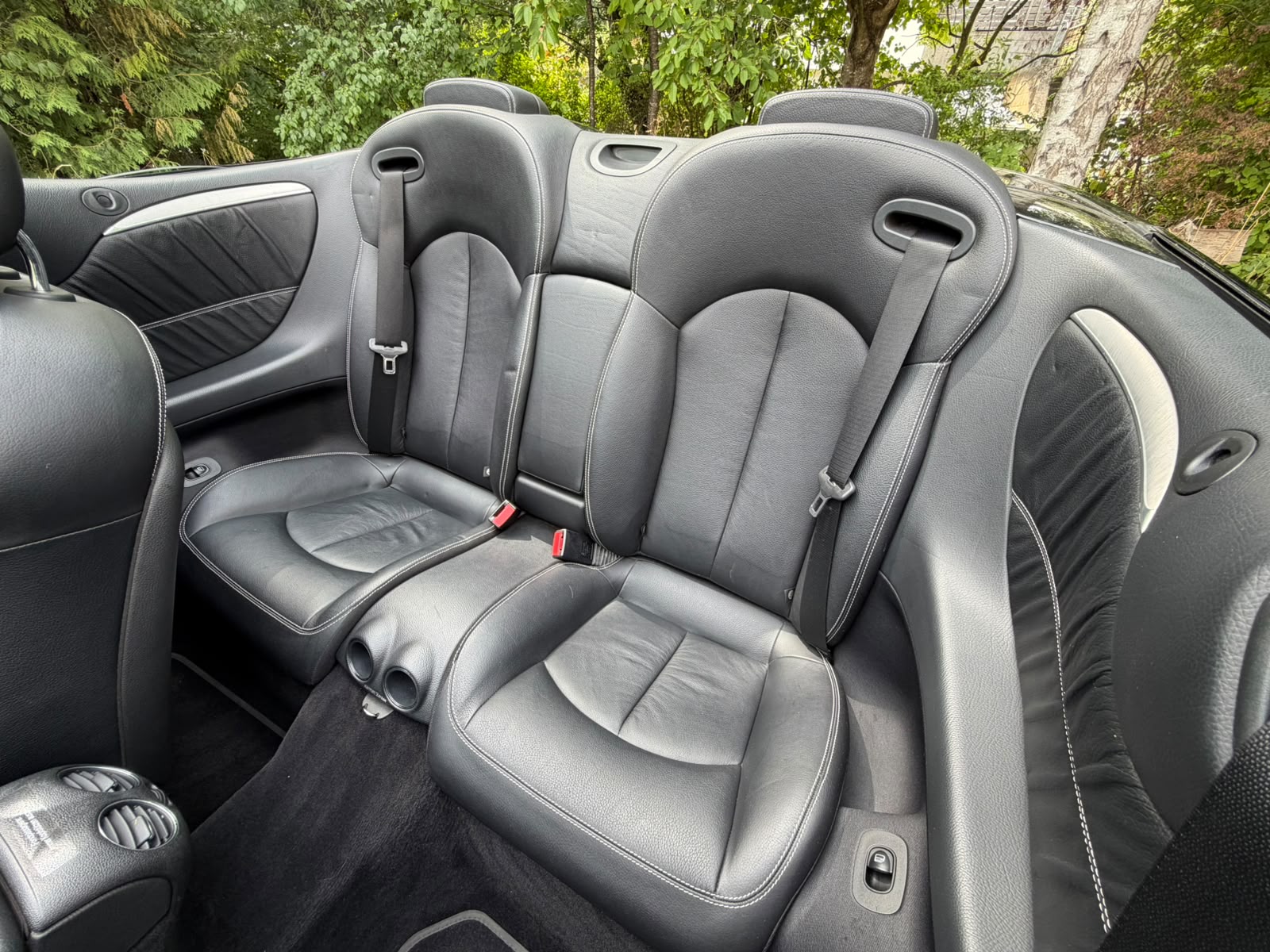 MERCEDES-BENZ CLK 350 Avantgarde Grand Edition 7G-Tronic-image-19