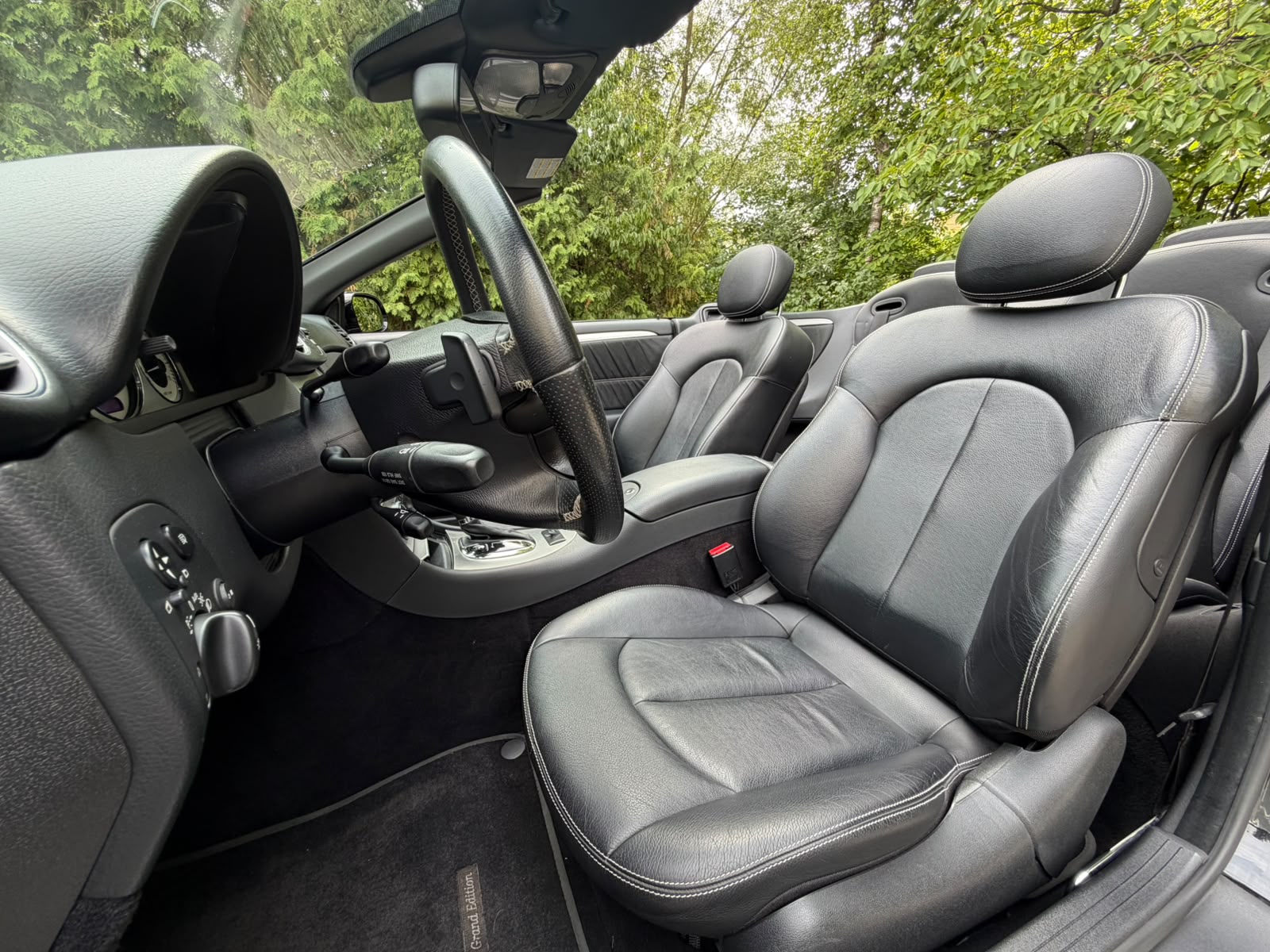 MERCEDES-BENZ CLK 350 Avantgarde Grand Edition 7G-Tronic-image-17