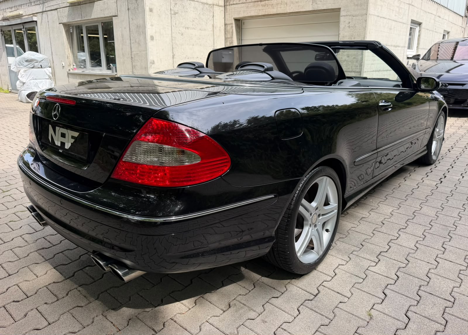 MERCEDES-BENZ CLK 350 Avantgarde Grand Edition 7G-Tronic-image-9