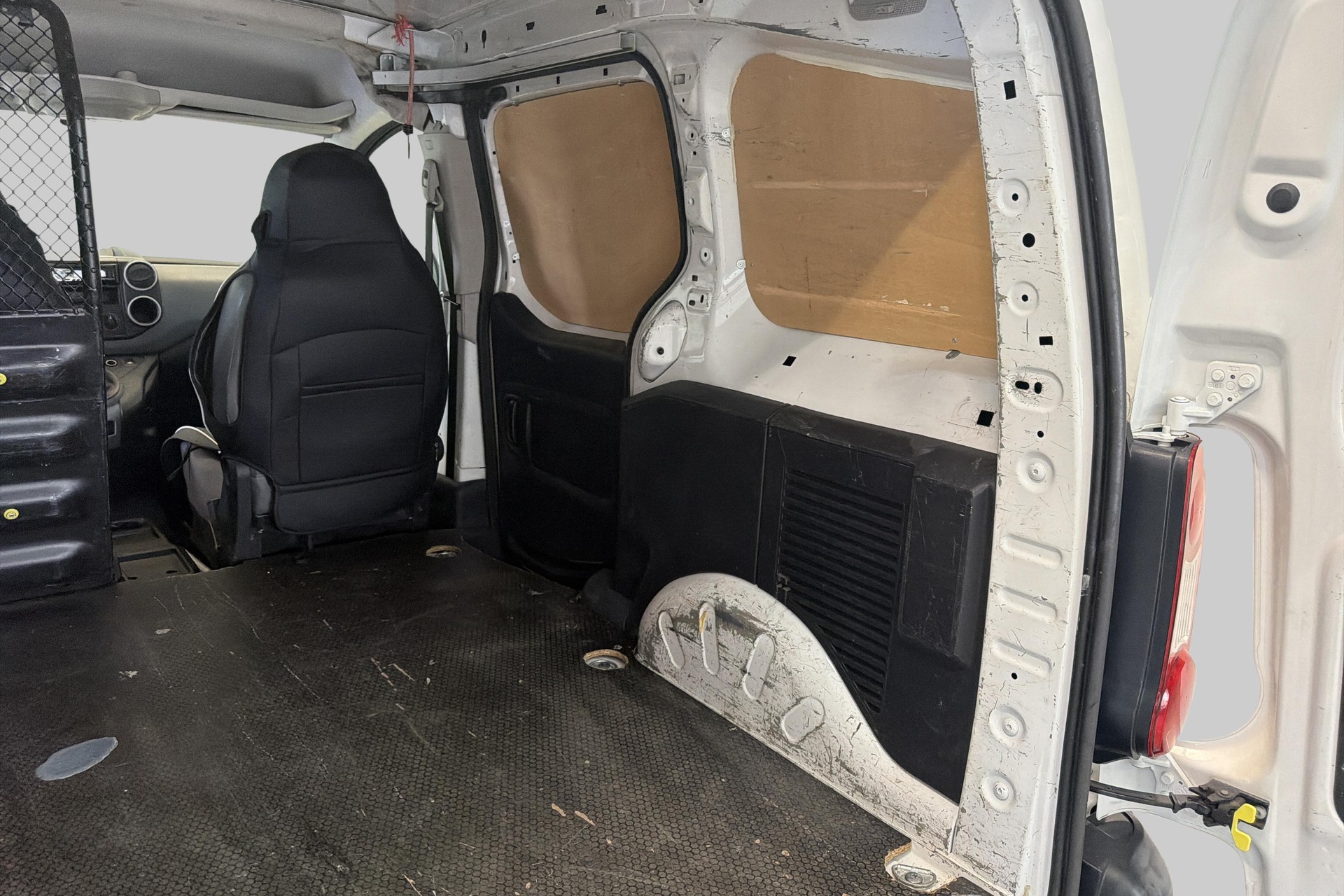 CITROEN Berlingo 1.6 HDi 600-image-19