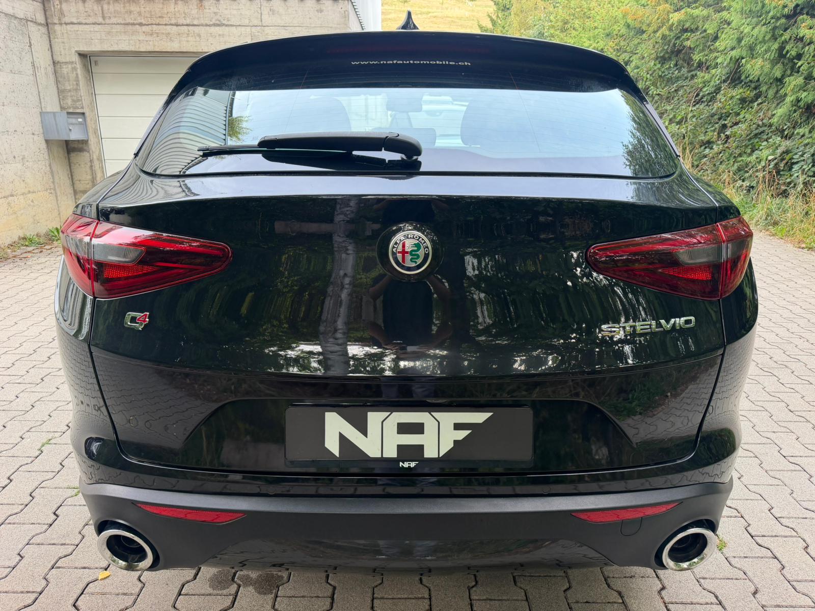 ALFA ROMEO Stelvio 2.2 JTDM Automatic Q4-showroom-element-3