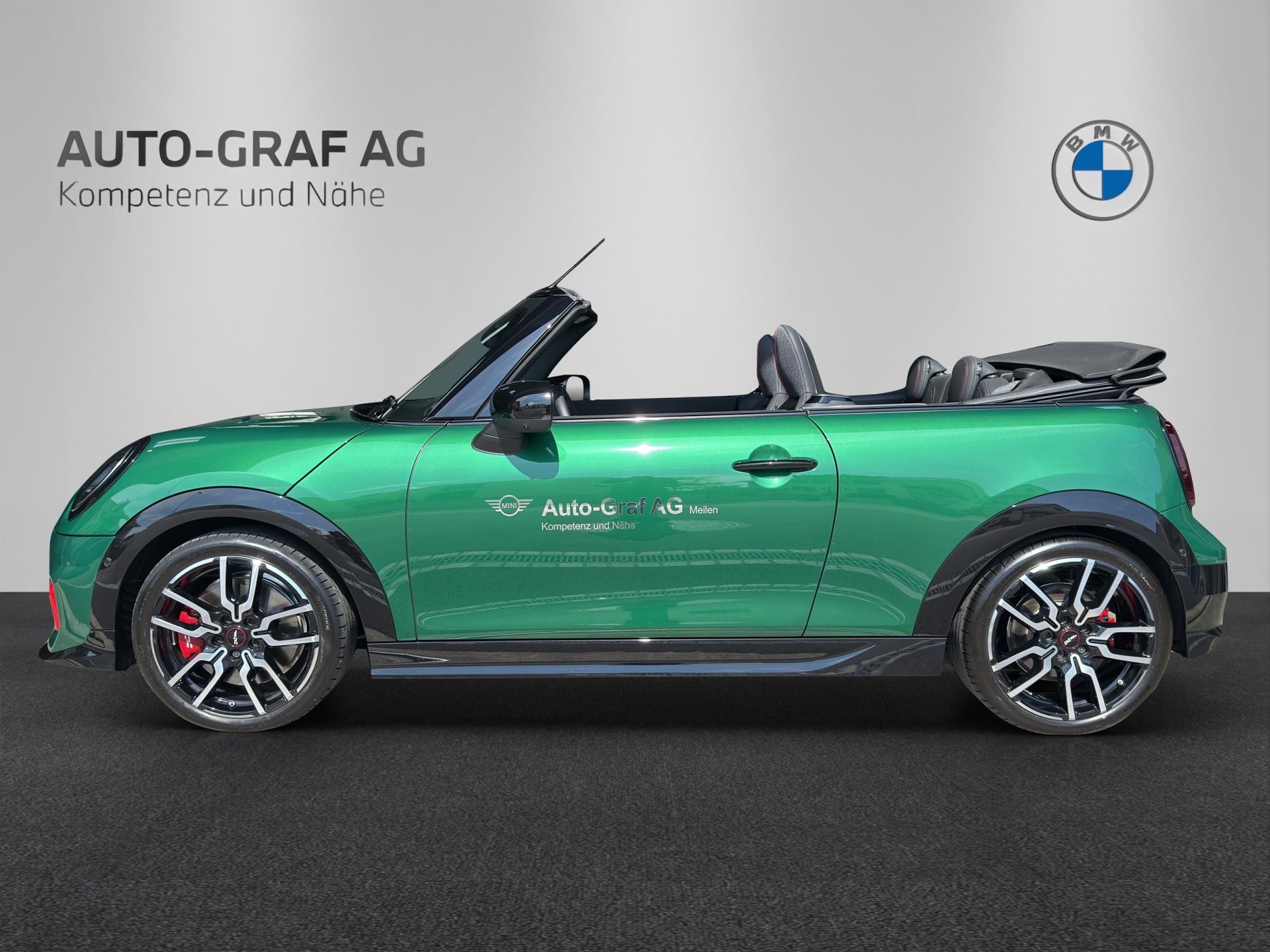 MINI JCW Cabrio-image-1