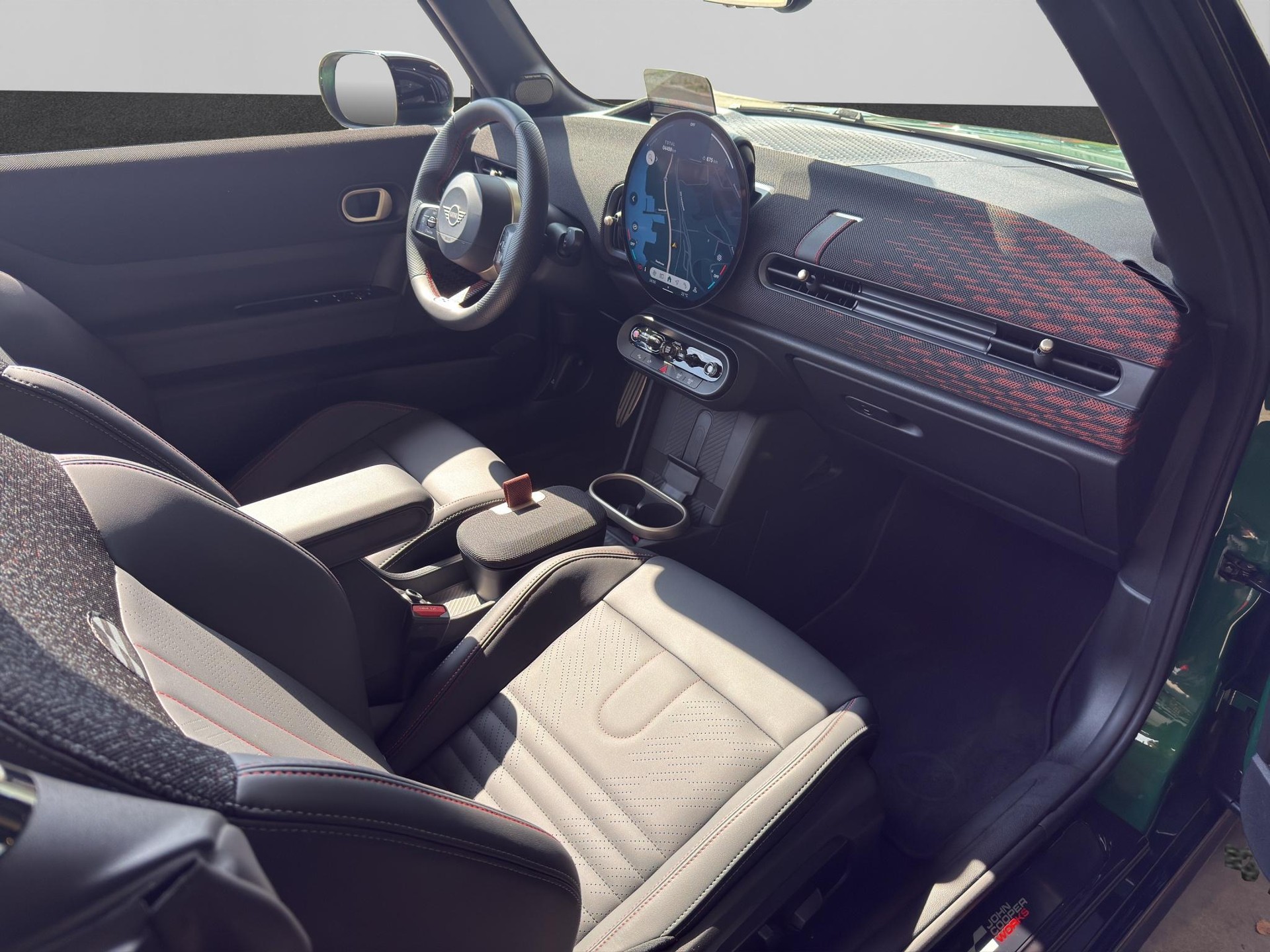 MINI JCW Cabrio-image-16
