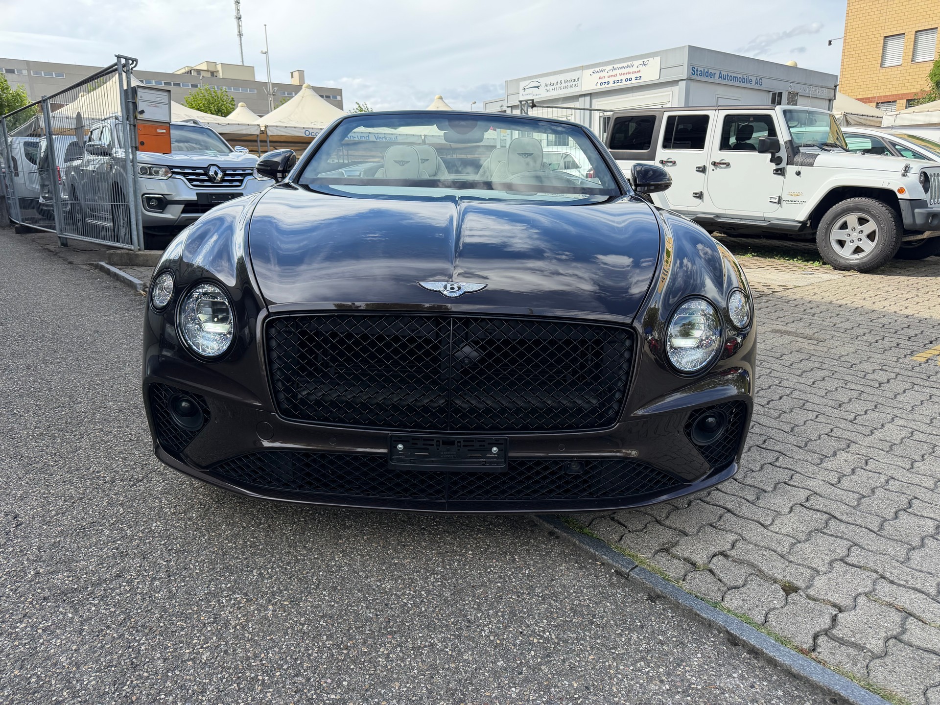 BENTLEY Continental GTC 4.0 V8-image-1