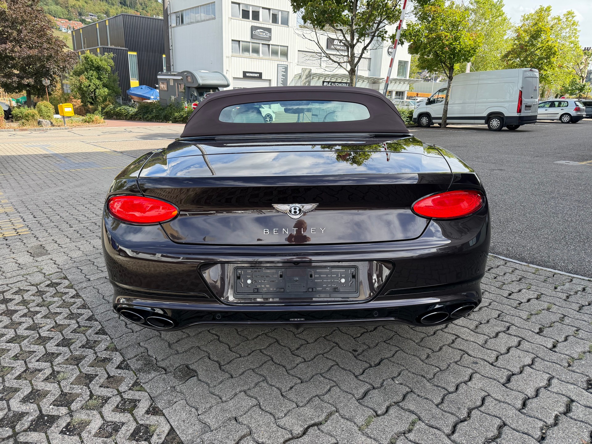 BENTLEY Continental GTC 4.0 V8-image-11