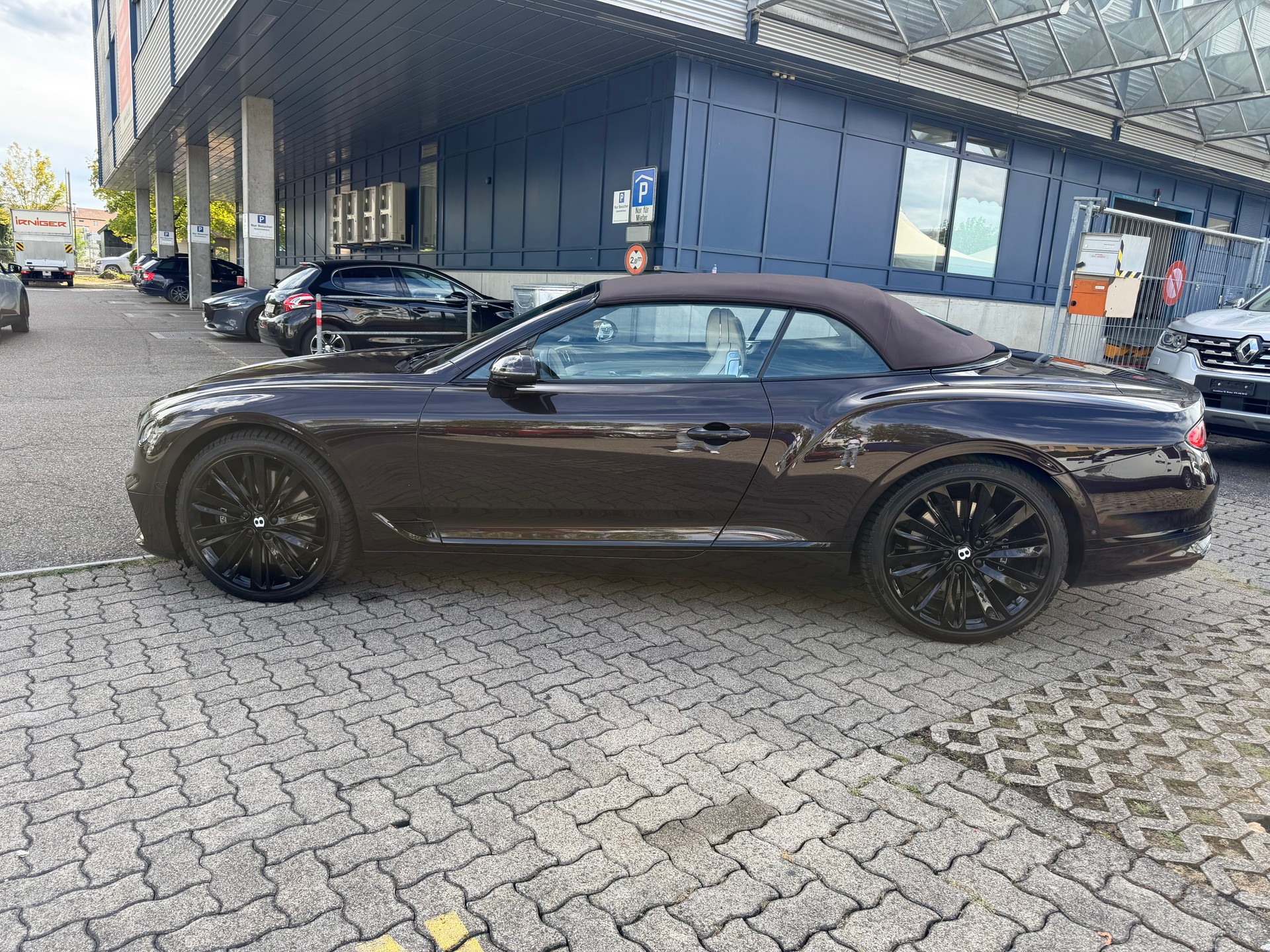BENTLEY Continental GTC 4.0 V8-image-13