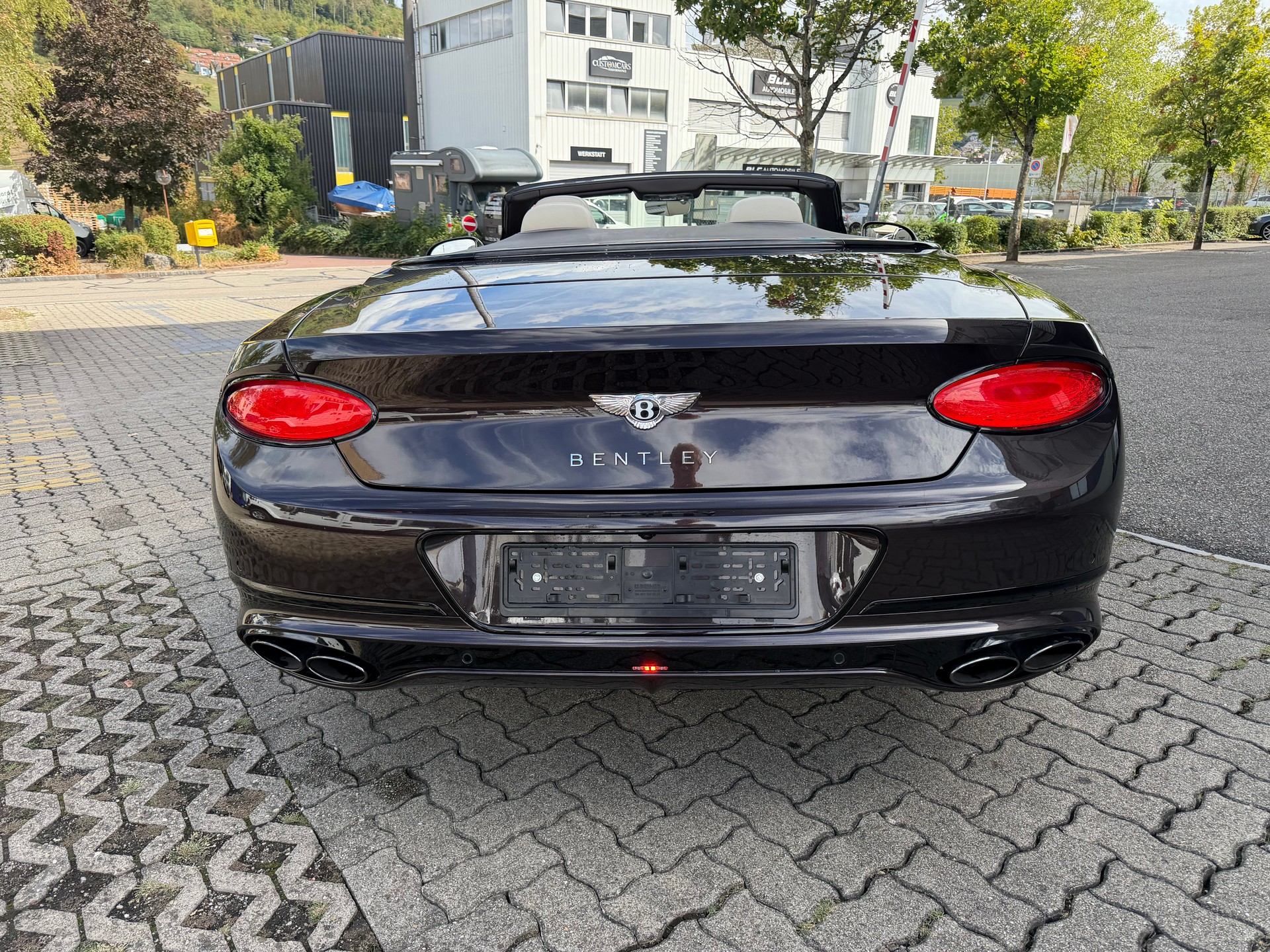 BENTLEY Continental GTC 4.0 V8-image-5