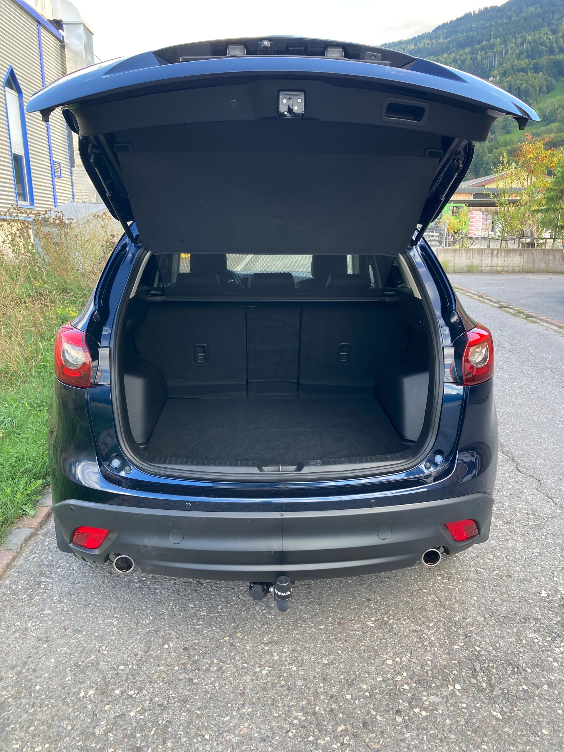 MAZDA CX-5 2.2 D HP Revolution AWD Automatic-image-1