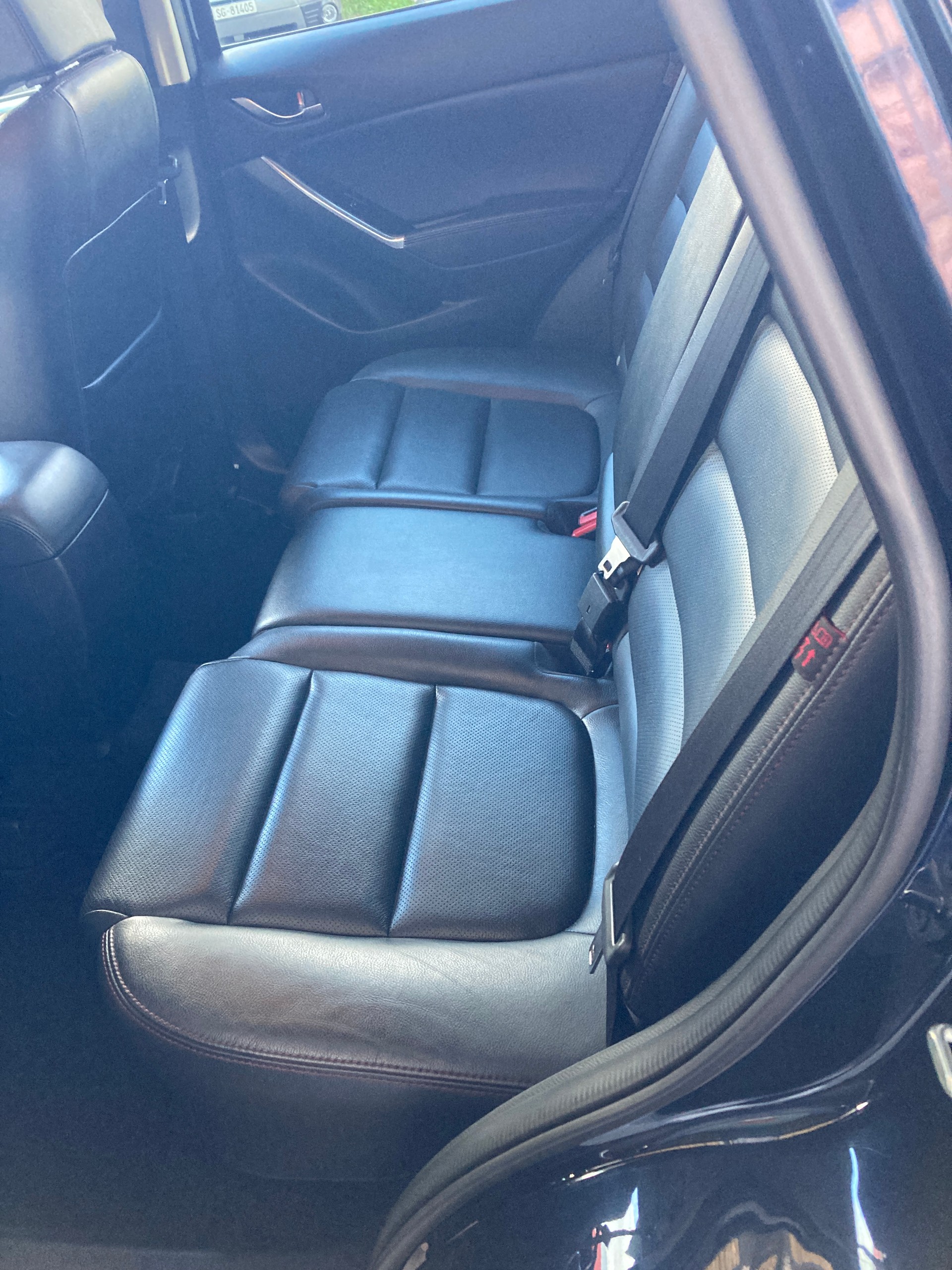 MAZDA CX-5 2.2 D HP Revolution AWD Automatic-image-3