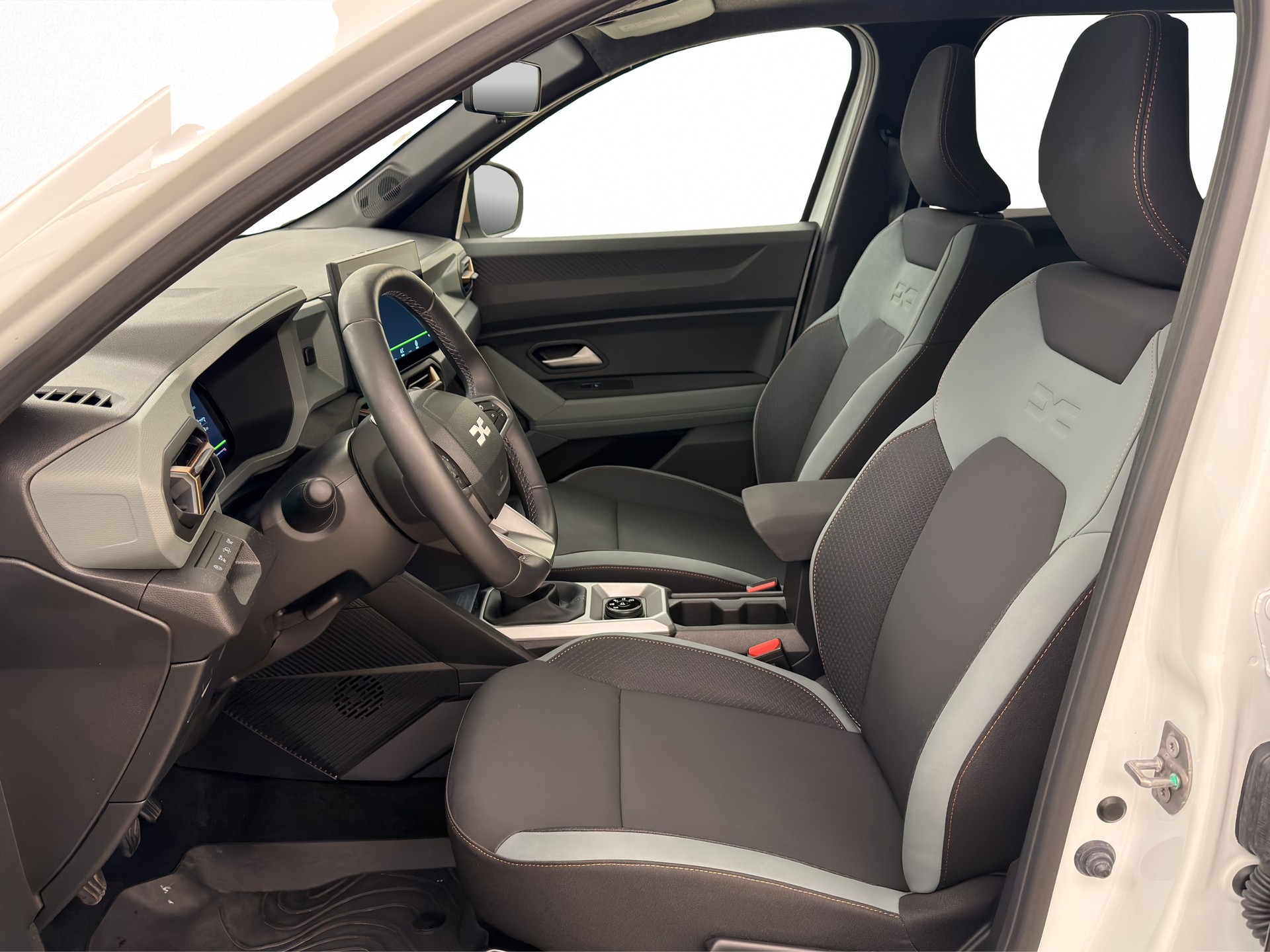 DACIA Bigster 1.2 TCe Extreme 4WD-image-6