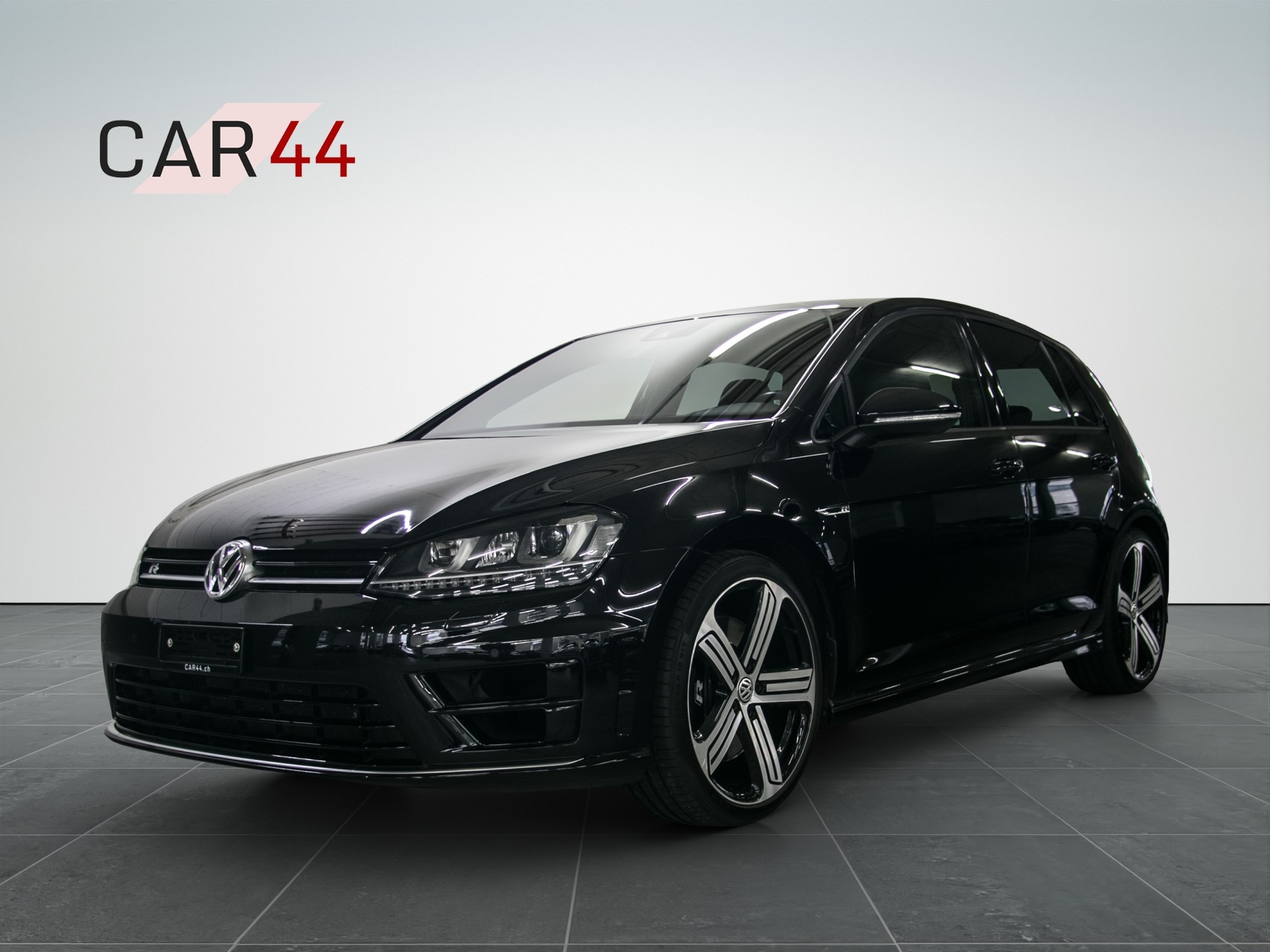 VW Golf 2.0 TSI R 4Motion