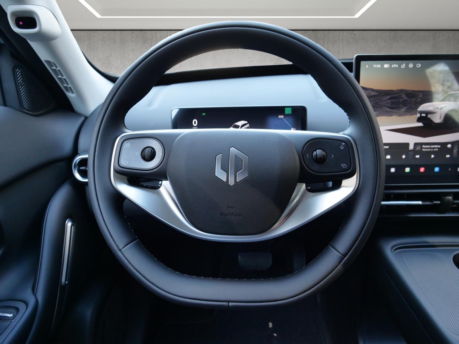 LEAPMOTOR B03X EV-image-7