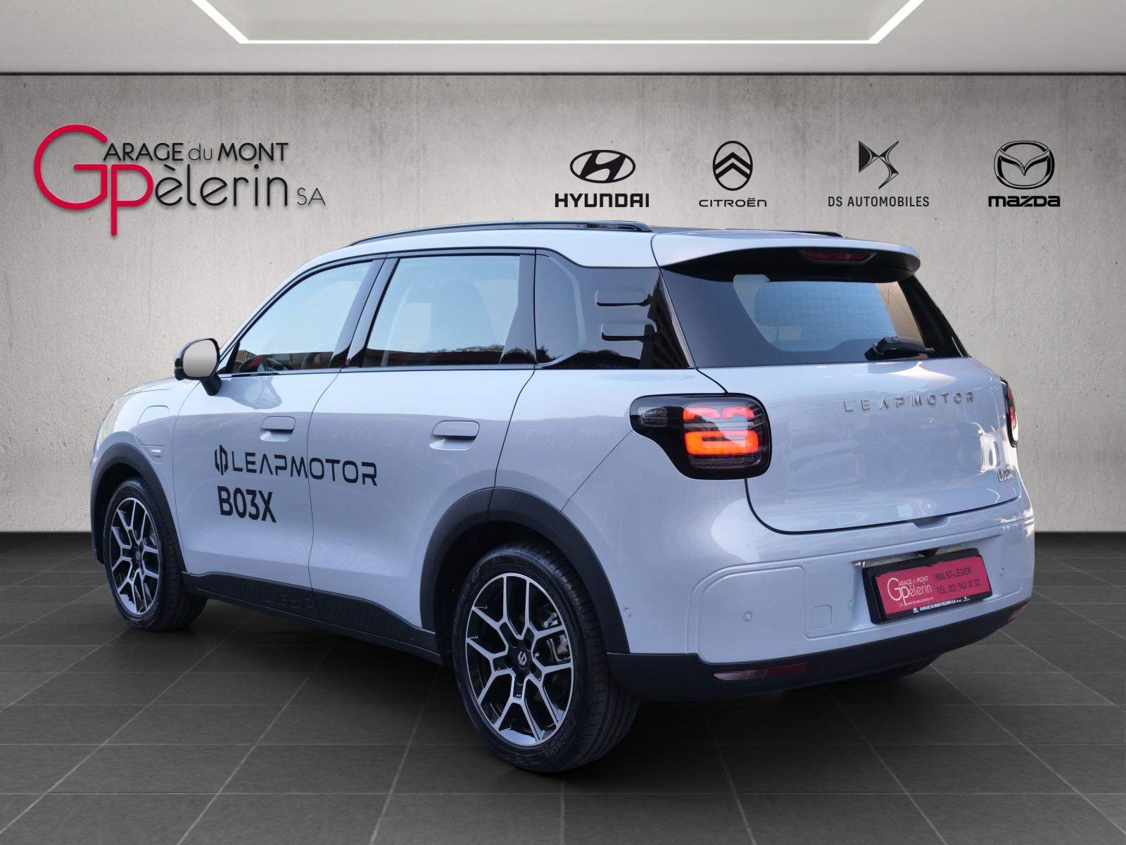 LEAPMOTOR B03X EV-showroom-element-1