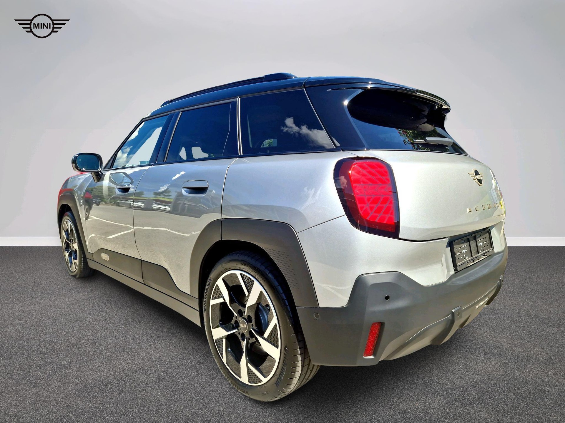 MINI Aceman SE-image-4