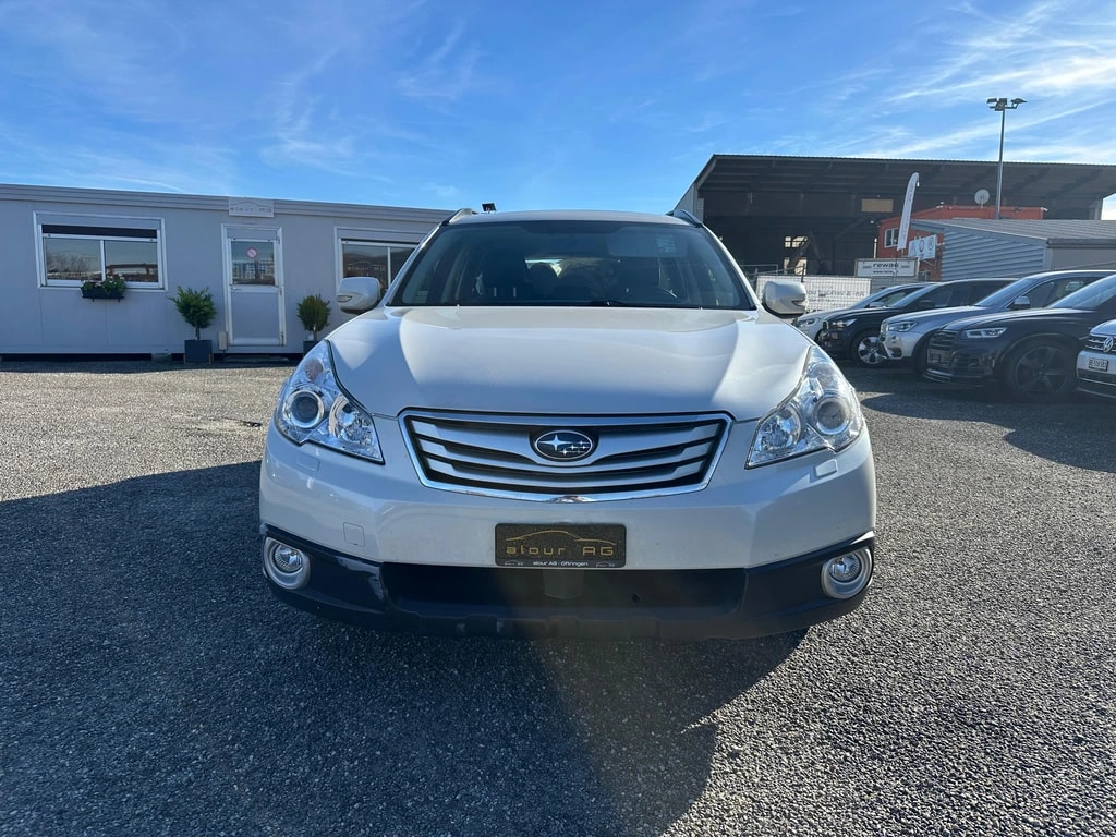 SUBARU Outback 3.6R Executive AWD Automatic-image-0