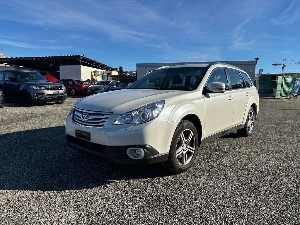 SUBARU Outback 3.6R Executive AWD Automatic-image-1