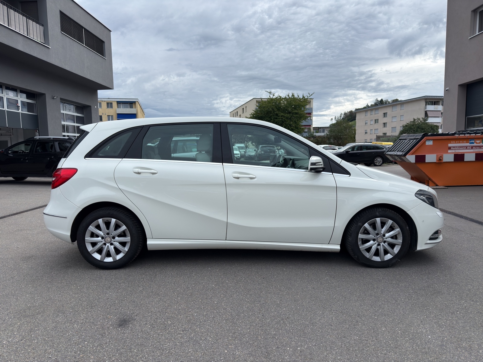 MERCEDES-BENZ B 200 7G-DCT-image-6