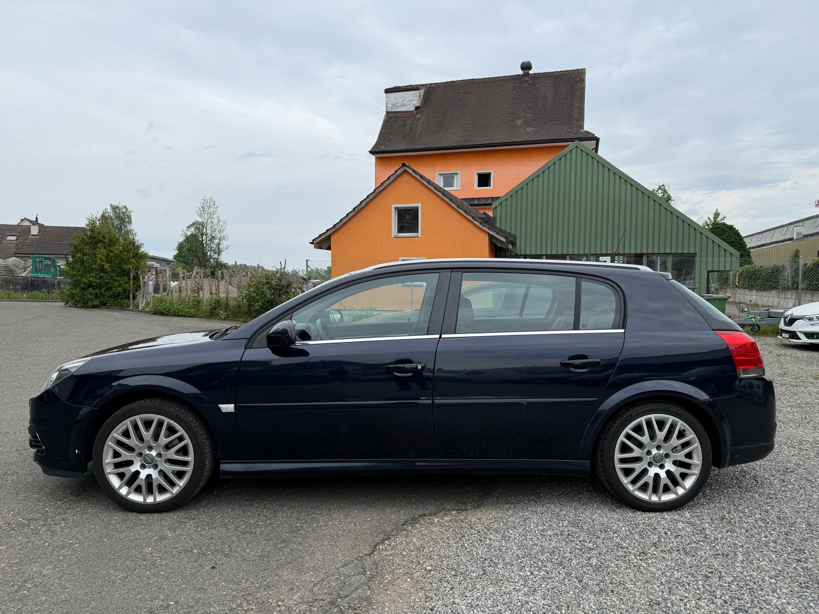 OPEL Signum 2.8 Turbo V6 Sport-image-4