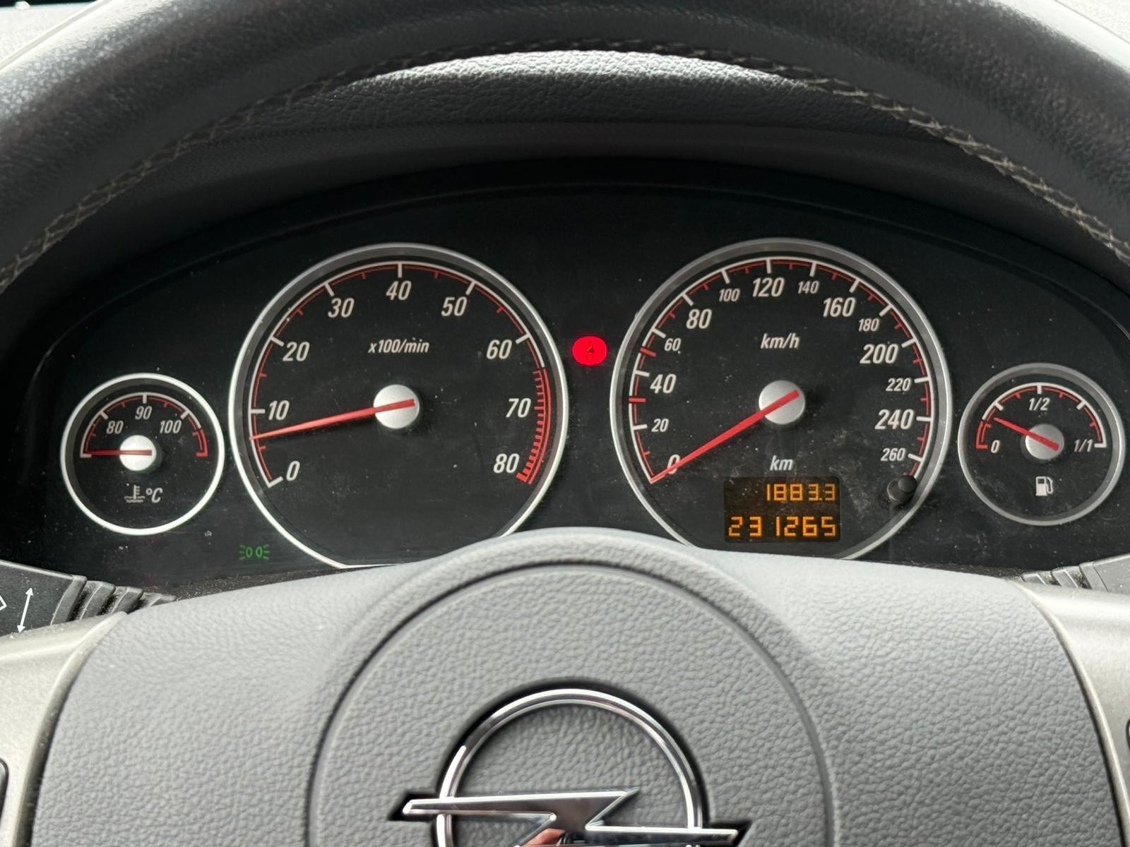 OPEL Signum 2.8 Turbo V6 Sport-image-8