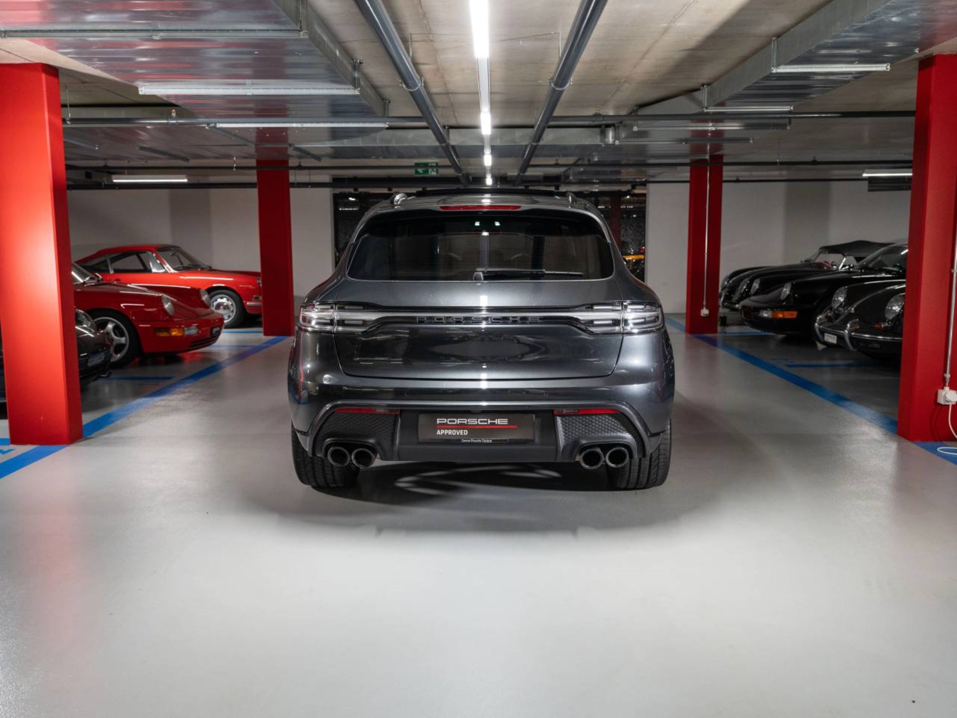 PORSCHE Macan T-image-5