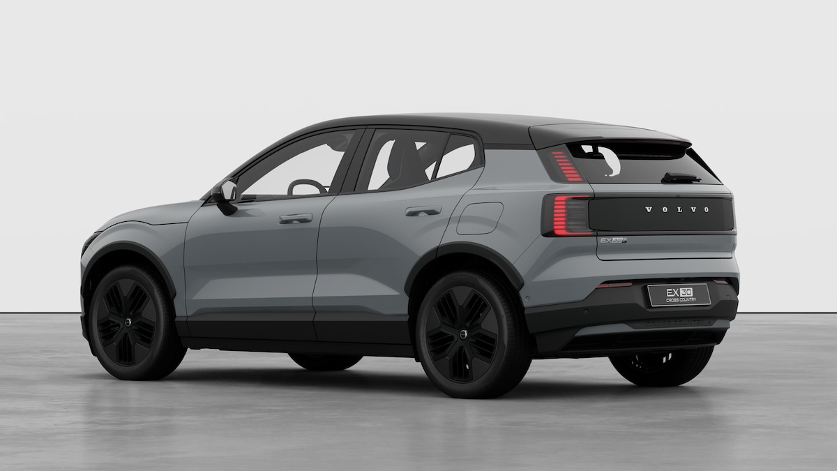 VOLVO EX30 CC P8 Ultra AWD-showroom-element-1