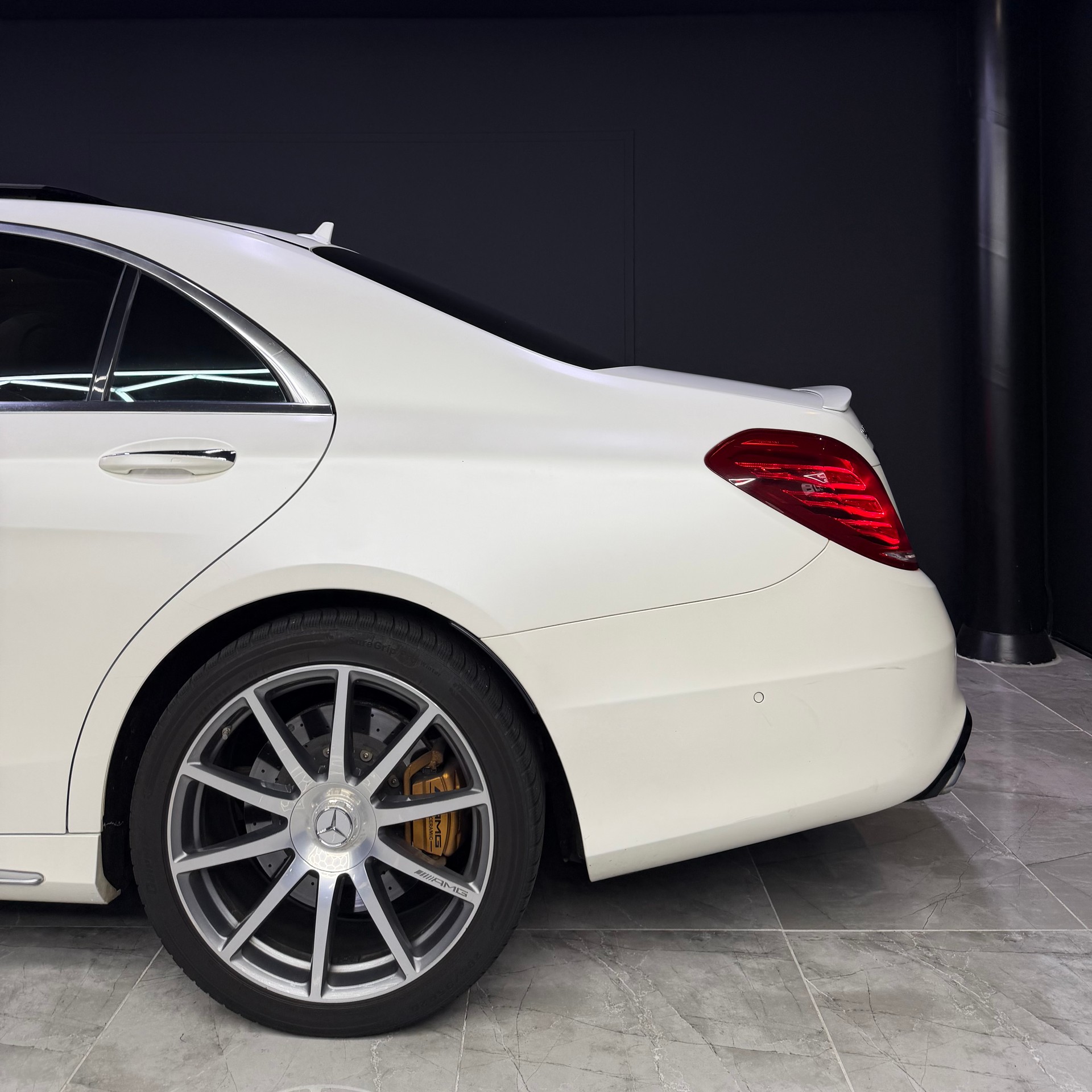 MERCEDES-BENZ S 63 AMG L 4Matic Speedshift MCT-image-6